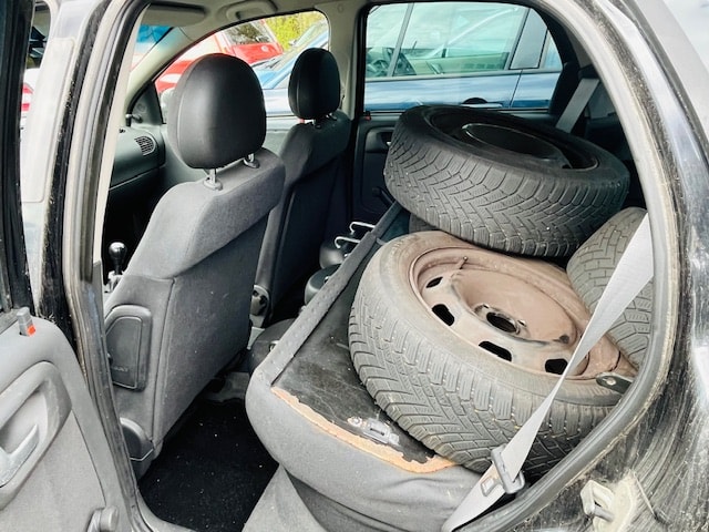 OPEL Corsa 1.2 16V Njoy-image-12