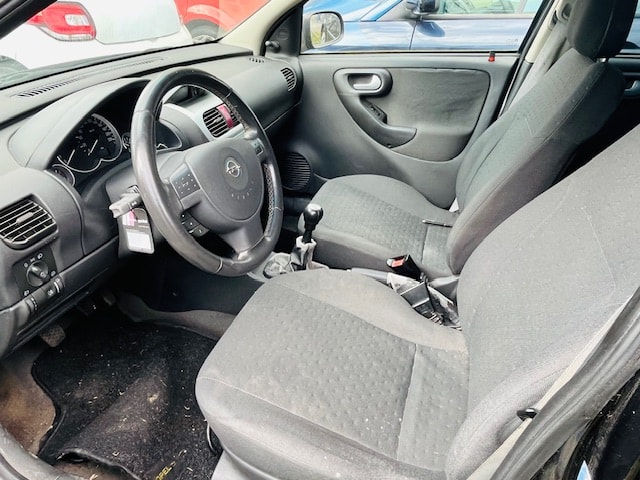 OPEL Corsa 1.2 16V Njoy-image-11