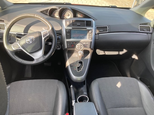 TOYOTA Verso 1.8 Sol Multidrive S-image-9