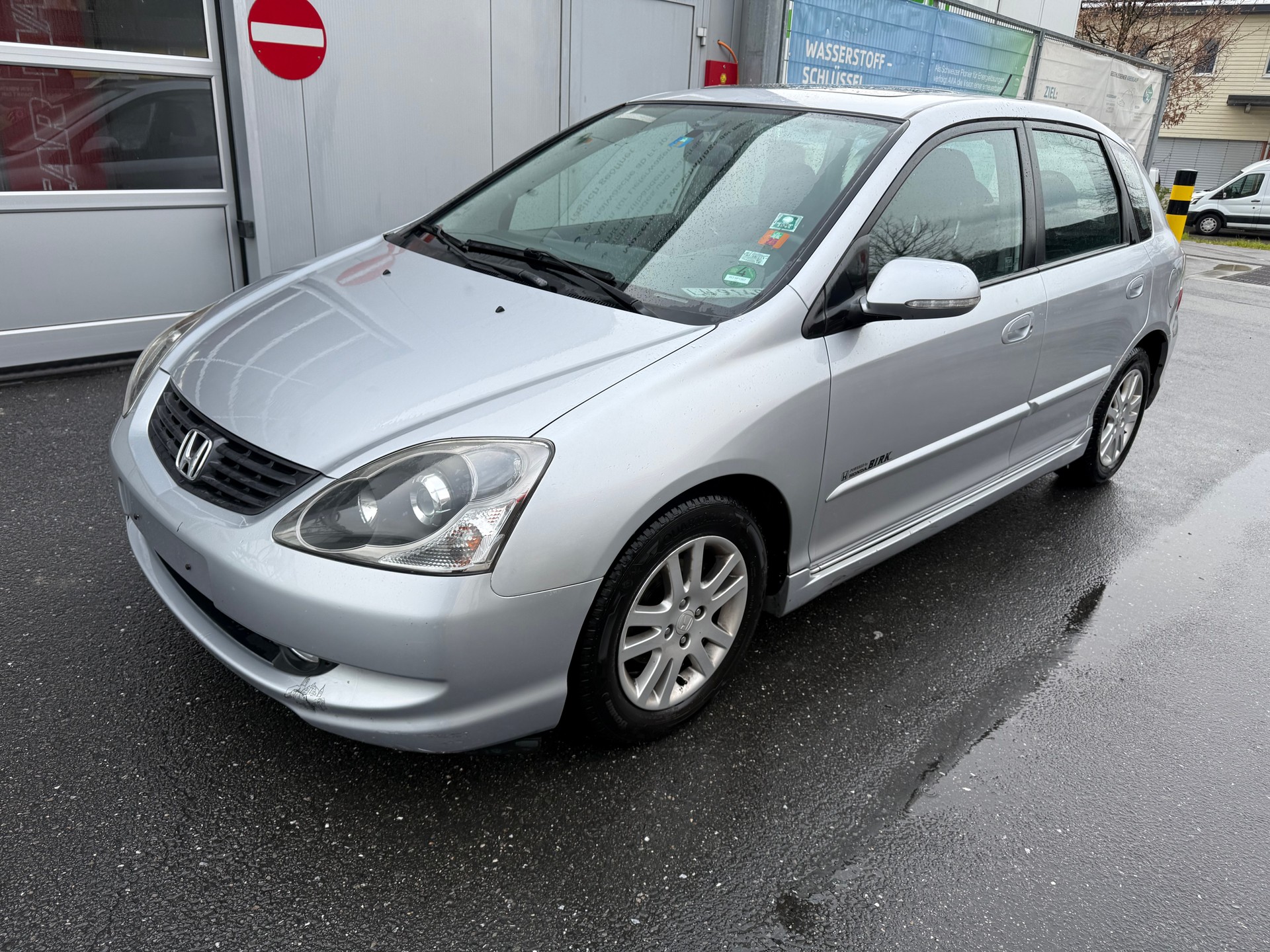 HONDA Civic 1.6i ES-image-0