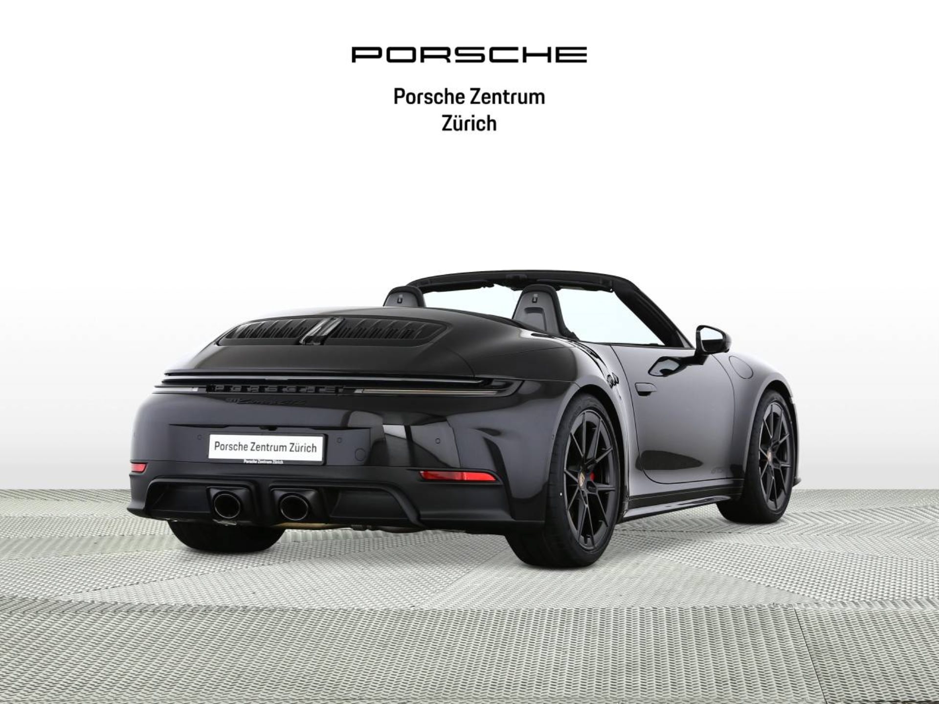 PORSCHE 911 Carrera GTS Cabriolet-image-5