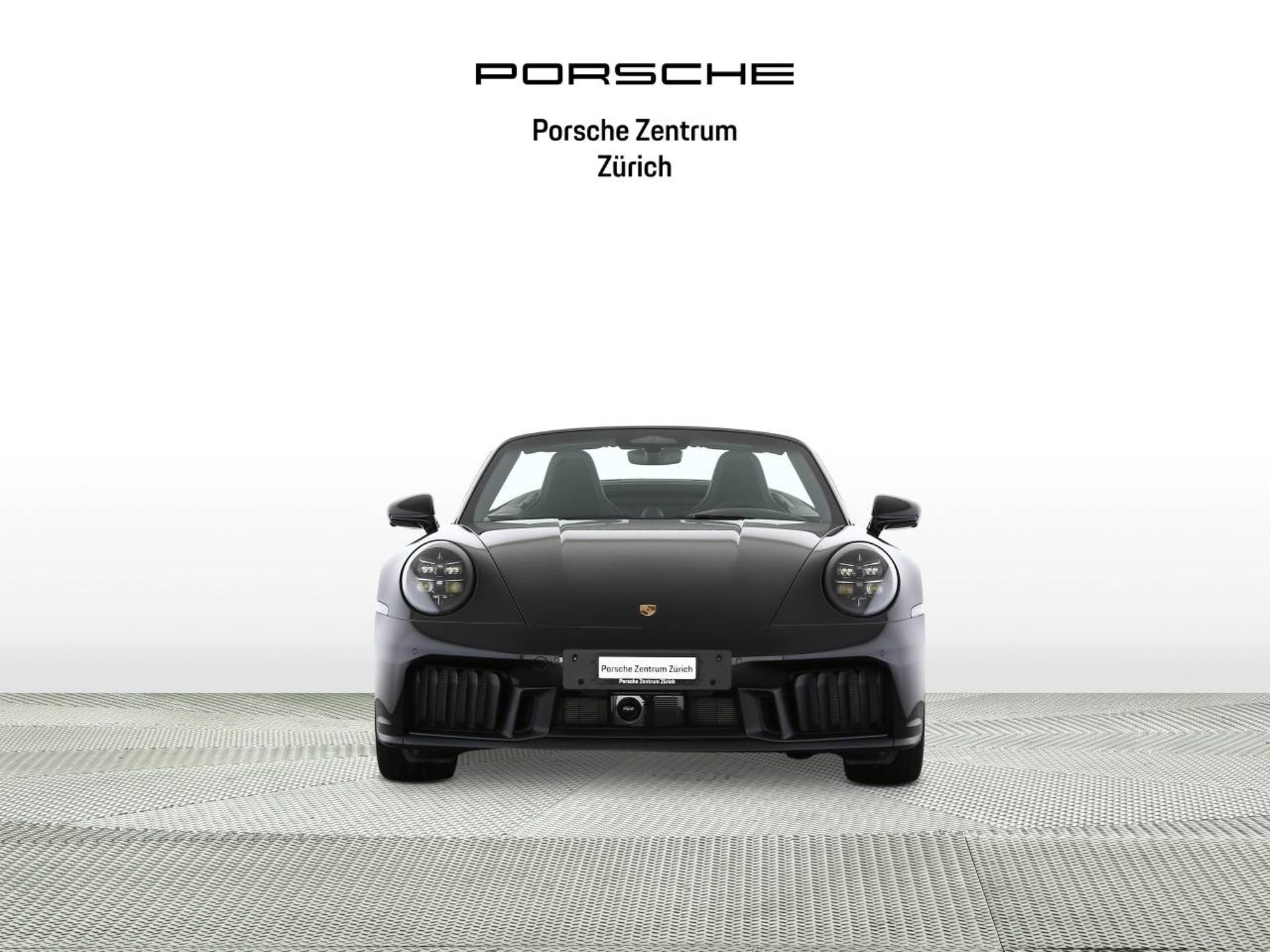 PORSCHE 911 Carrera GTS Cabriolet-image-7
