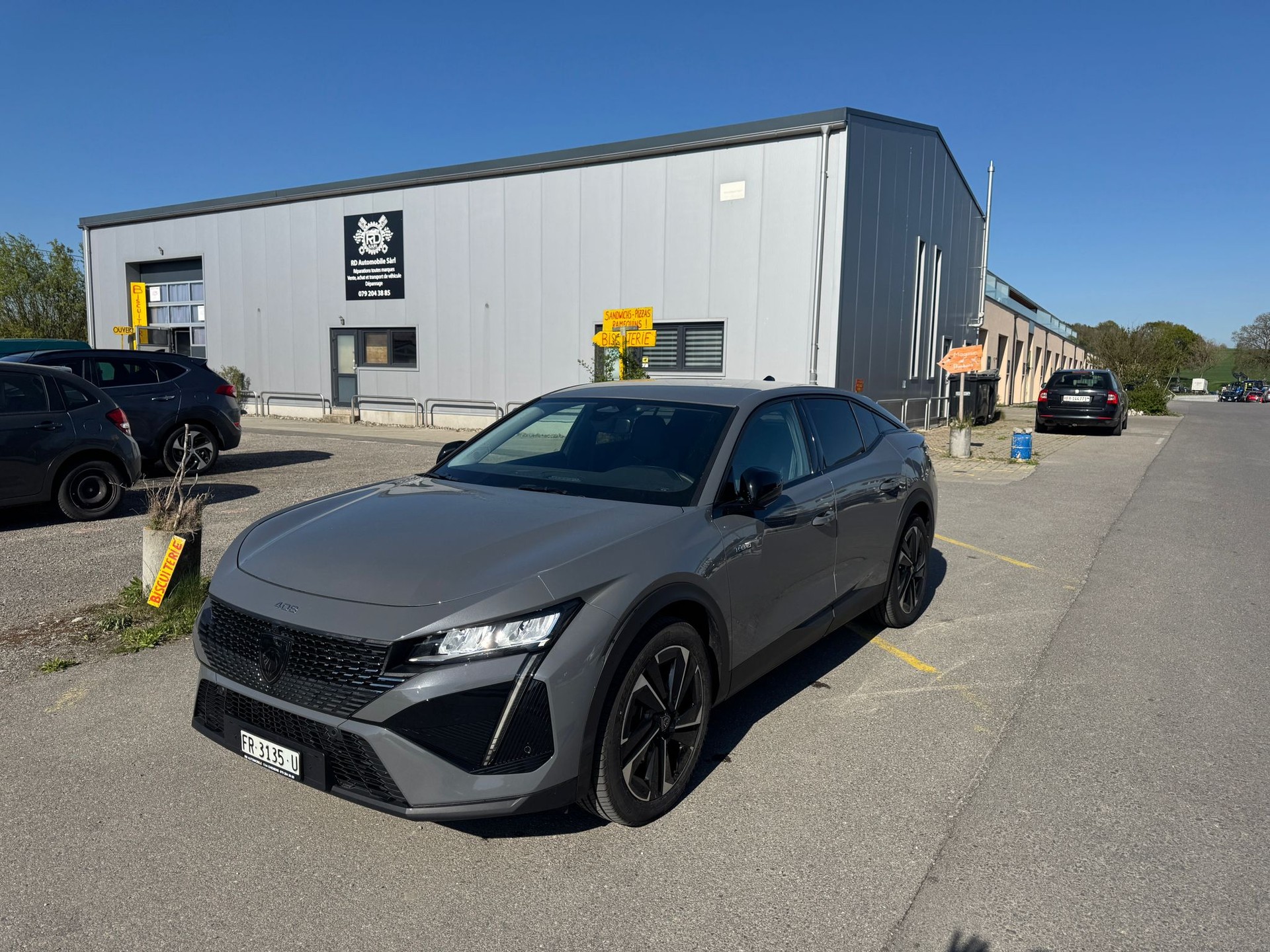 PEUGEOT 408 1.6 PHEV 180 Allure Pack
