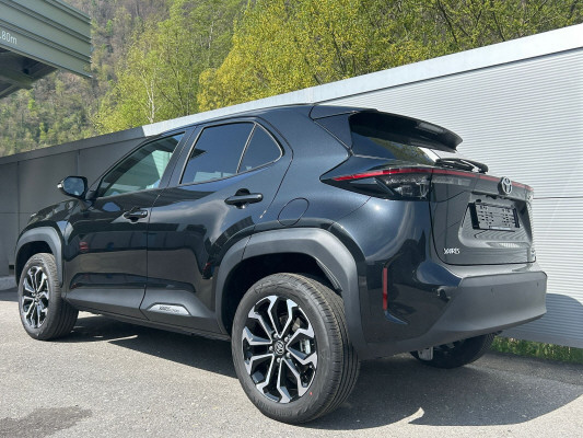 TOYOTA Yaris Cross 1.5 Trend AWD-image-3