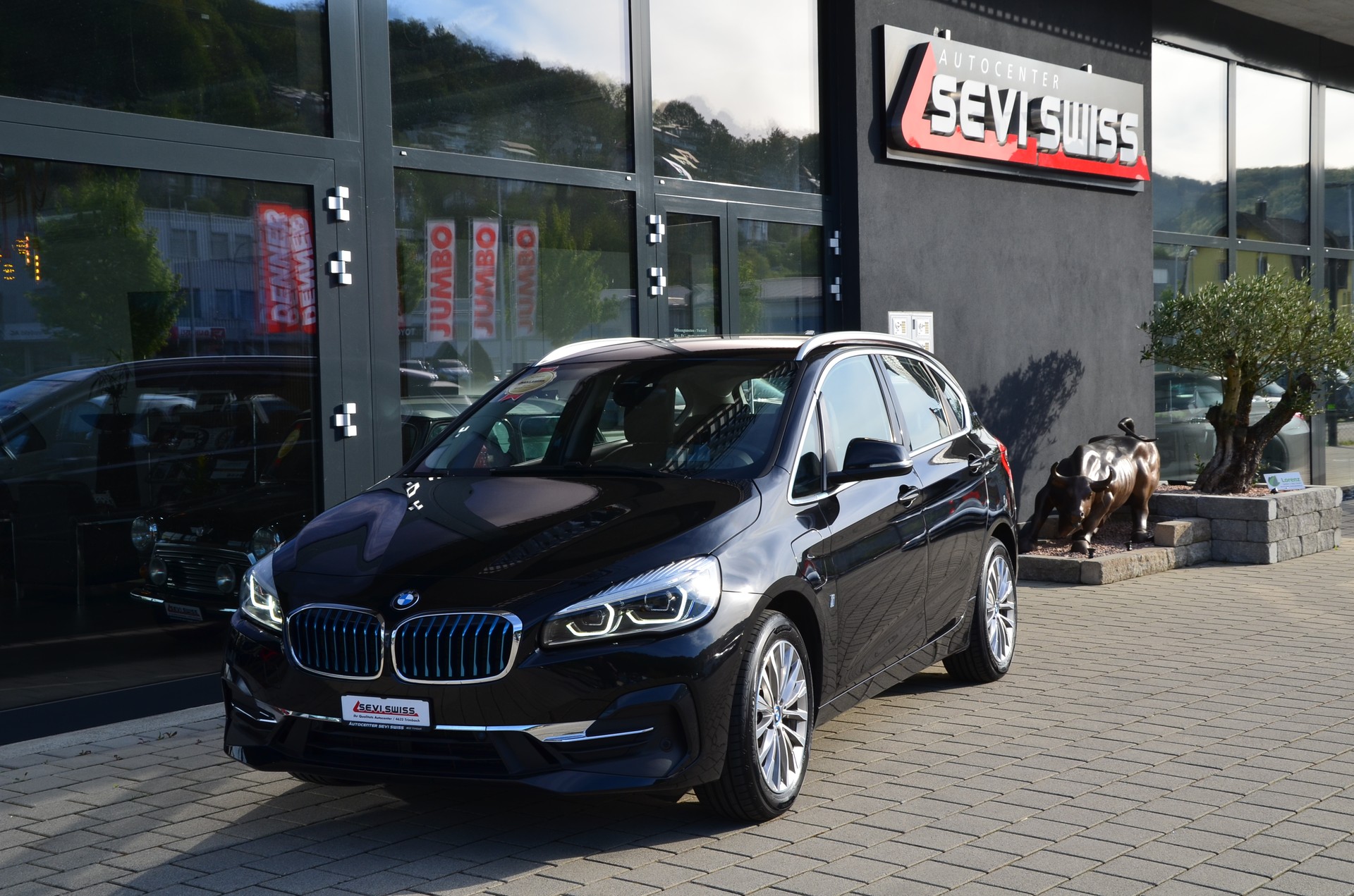 BMW 225xe iPerformance Active Tourer Steptronic Luxury Line*Ab MFK,1 Jahr oder 20'000km Garantie*-image-6