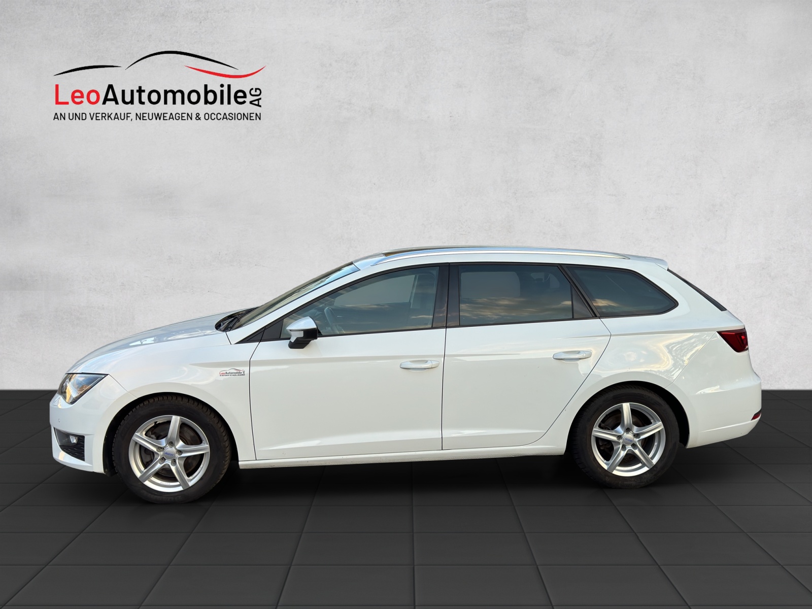 SEAT Leon ST 2.0 TDI FR DSG-image-1