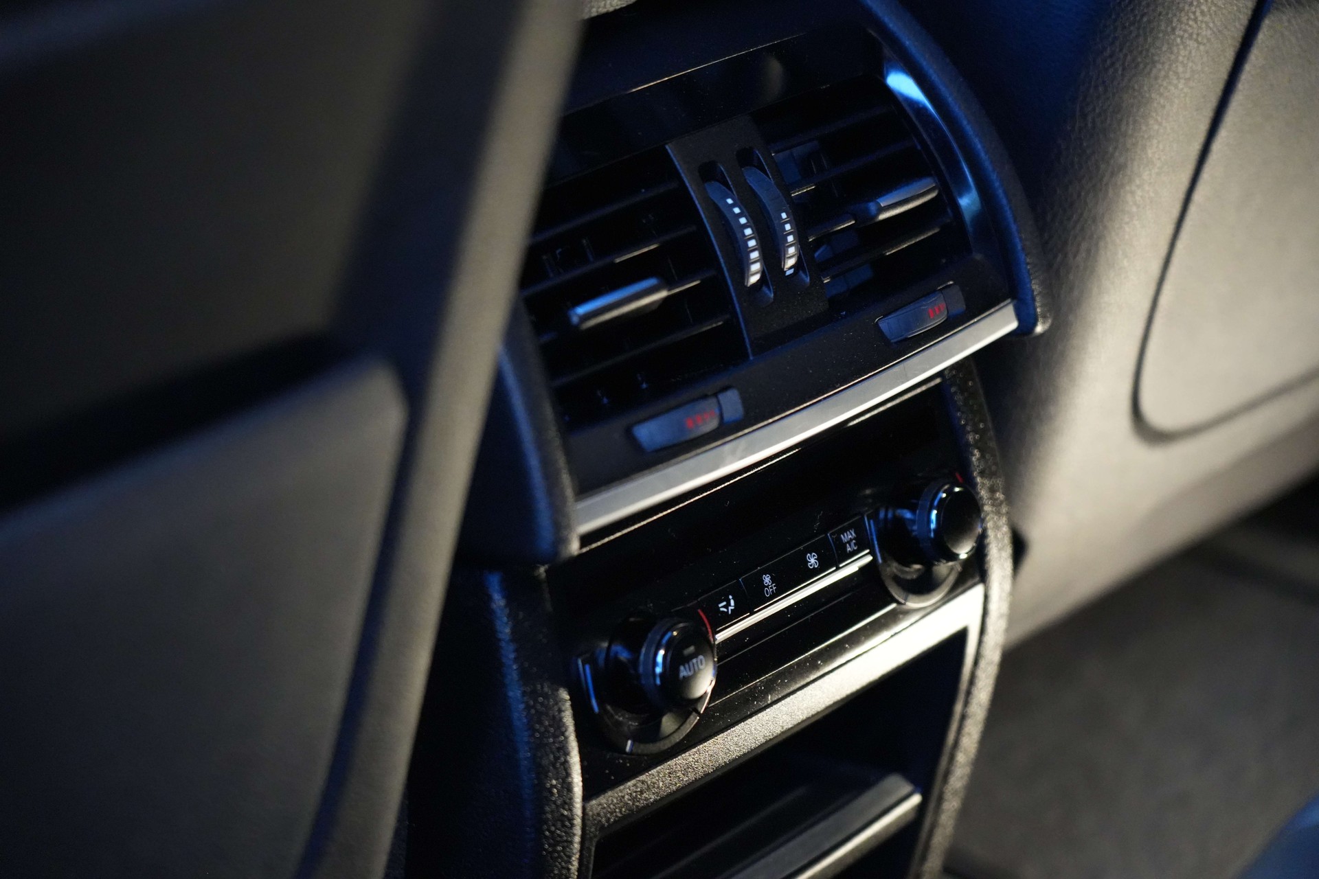 BMW X5 xDrive 30d Pure M Sport Steptronic-image-12