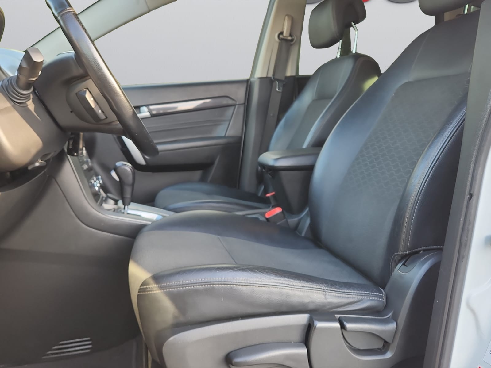 CHEVROLET CAPTIVA-image-7