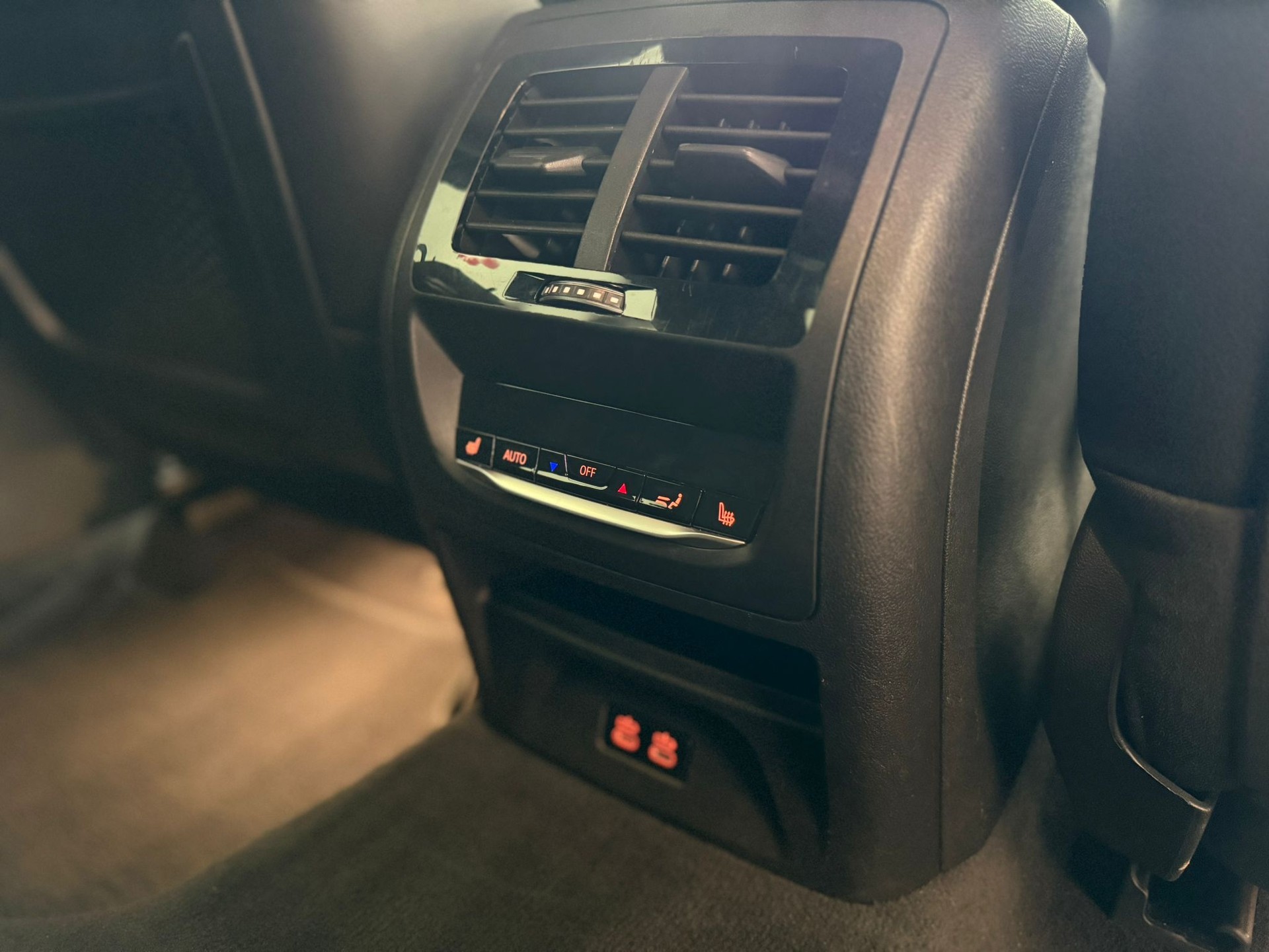 BMW X3 20d xDrive SAG-image-12