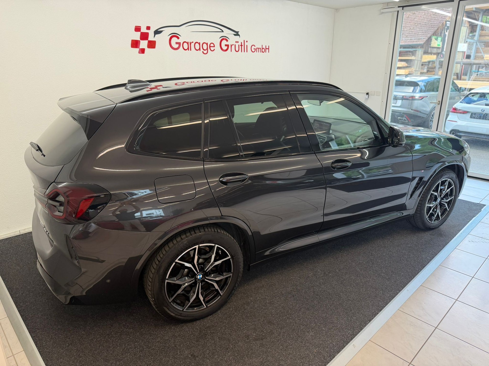 BMW X3 20d xDrive SAG-showroom-element-3