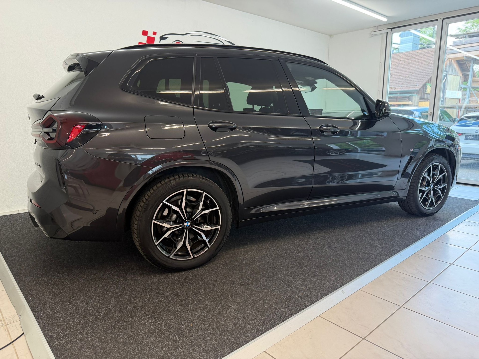 BMW X3 20d xDrive SAG-showroom-element-2