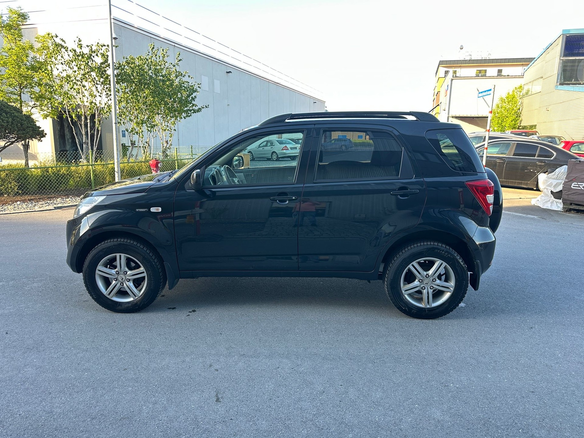 DAIHATSU Terios 1.5 16V SX 4WD-image-4