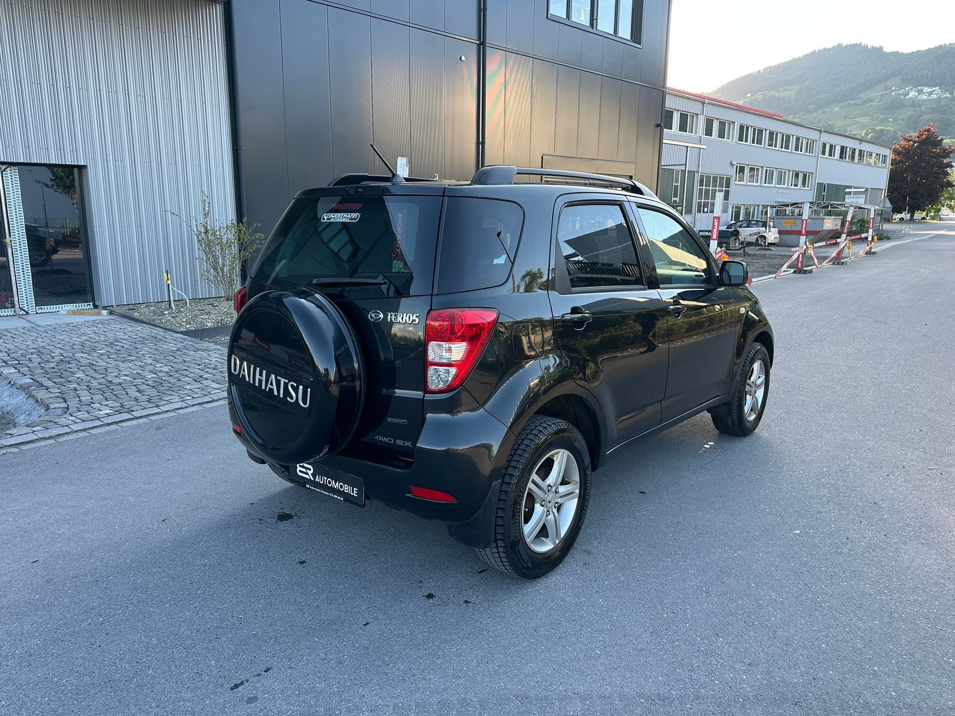DAIHATSU Terios 1.5 16V SX 4WD-image-3
