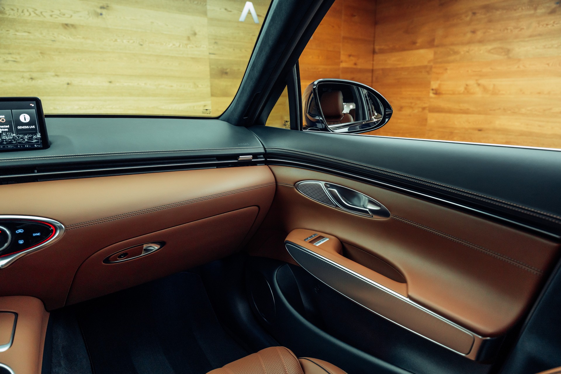 GENESIS GV70 2.2 CRDI Luxury AT8 AWD-image-11