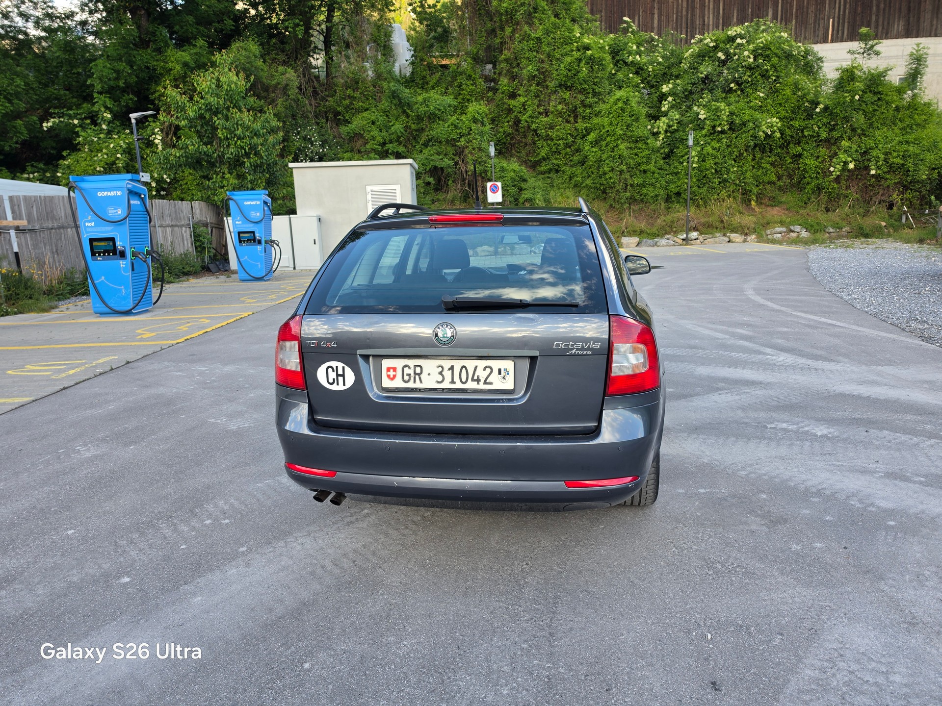 SKODA Octavia Combi 2.0 TDI Arosa 4x4-image-5