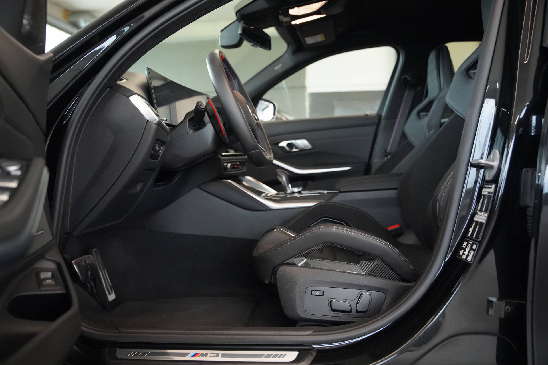 BMW M3 Touring xDrive Competition M LCI-image-7