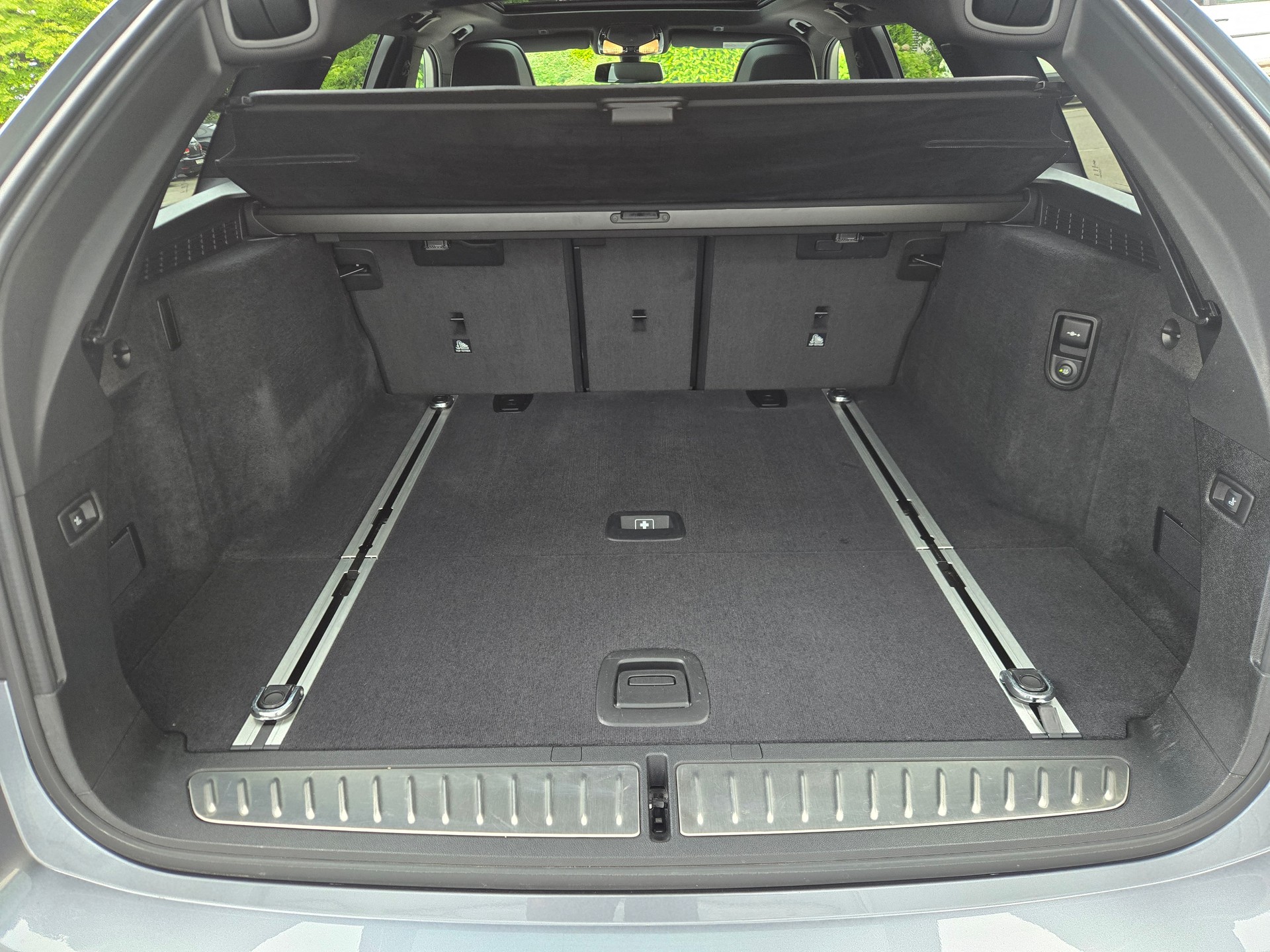BMW 540d xDrive M Sport Touring Steptronic-image-10