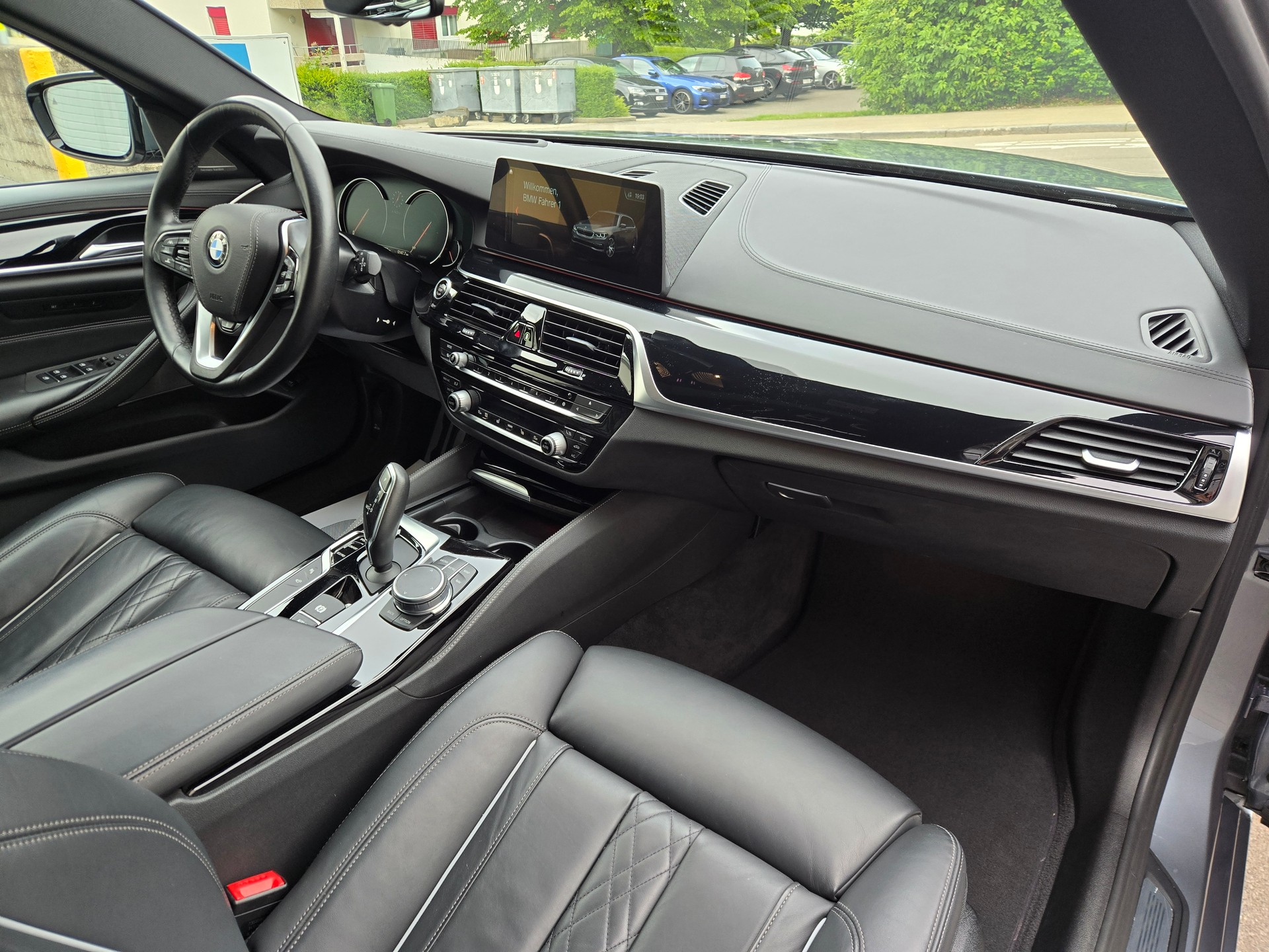 BMW 540d xDrive M Sport Touring Steptronic-image-5