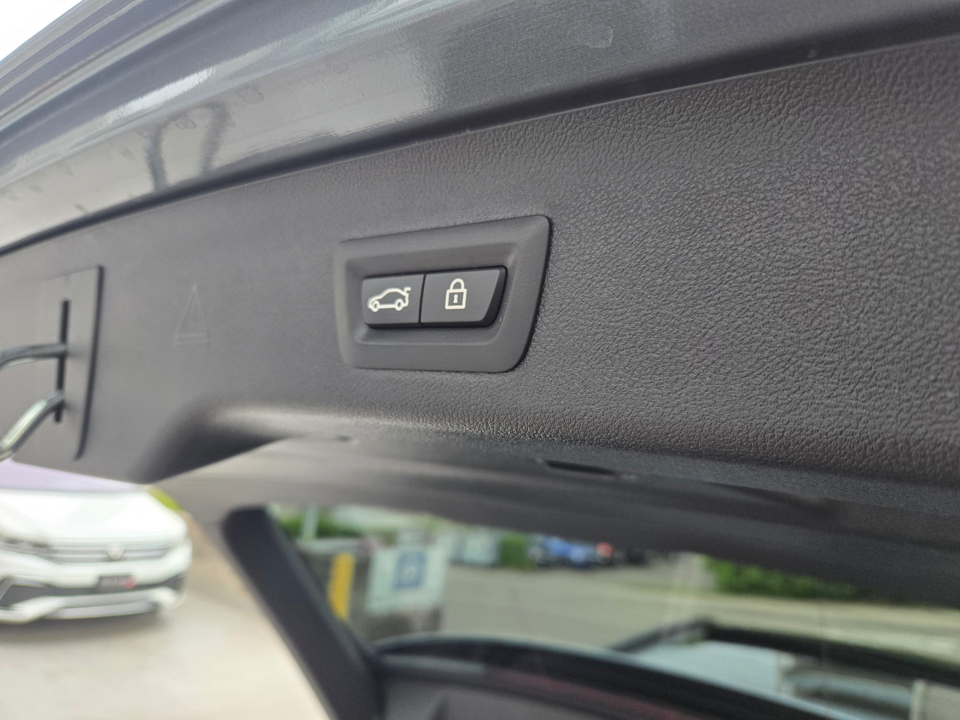 BMW 540d xDrive M Sport Touring Steptronic-image-11