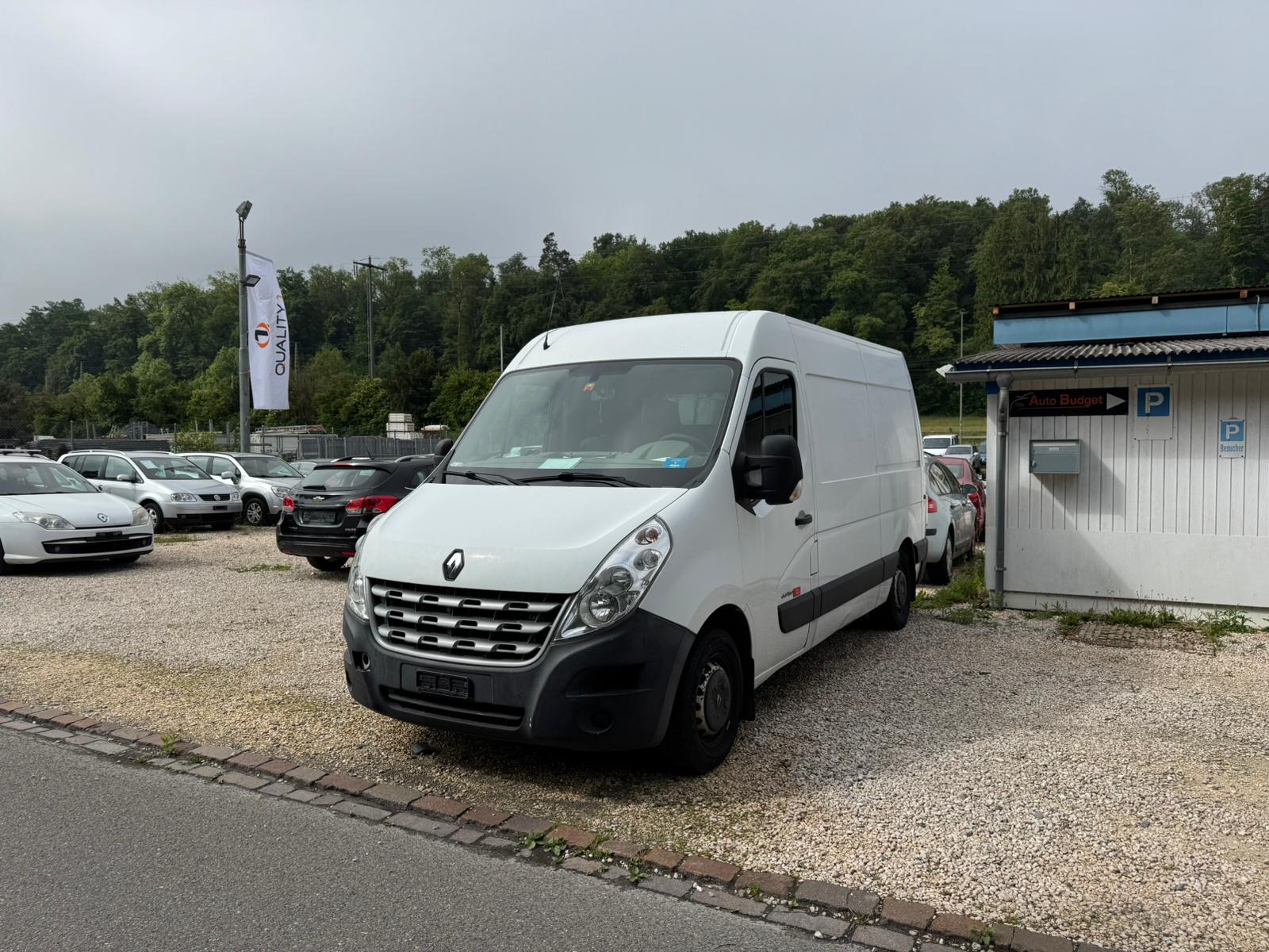 RENAULT Master T35 2.3dCi L3H2-image-1