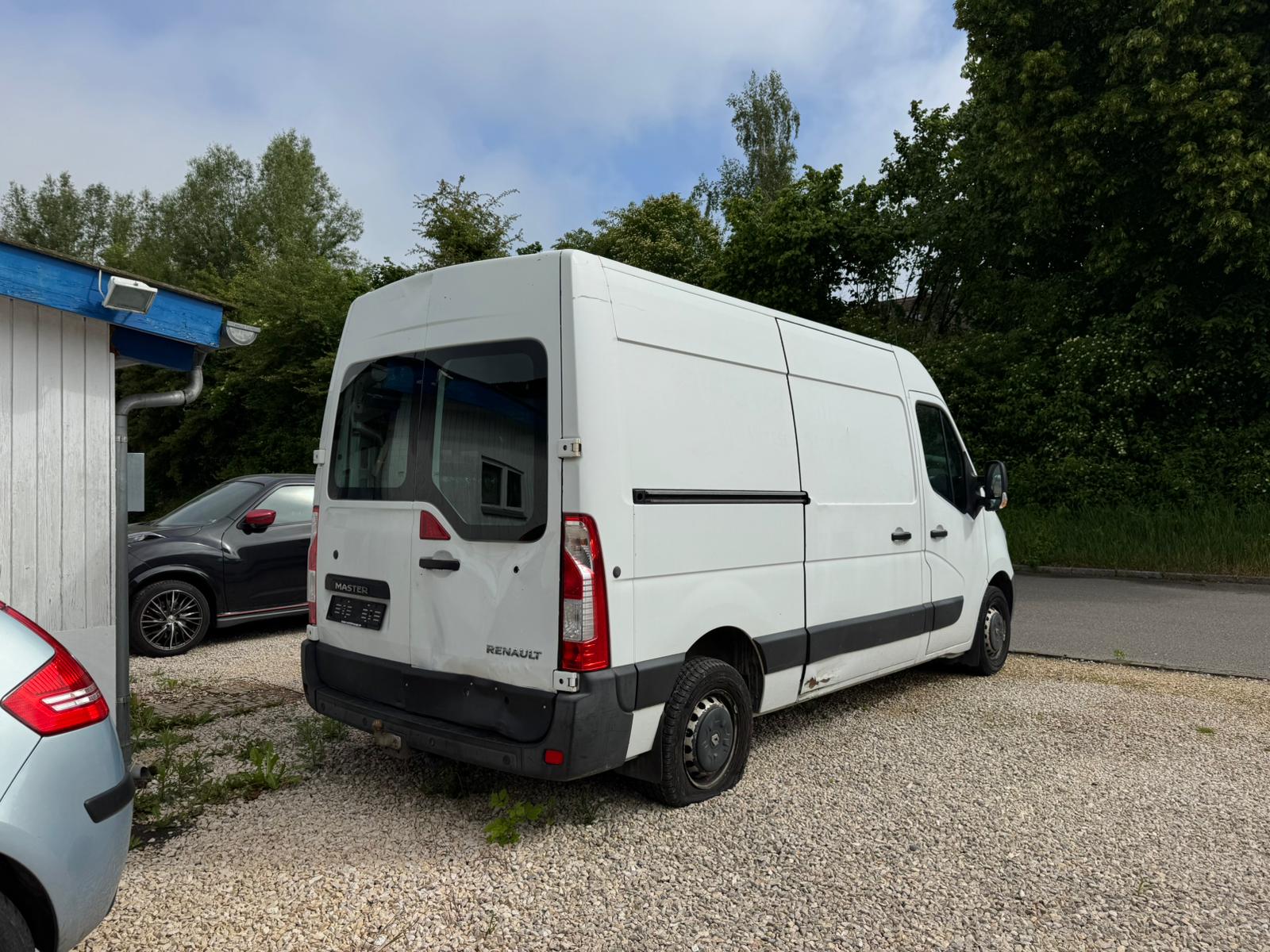 RENAULT Master T35 2.3dCi L3H2-image-3