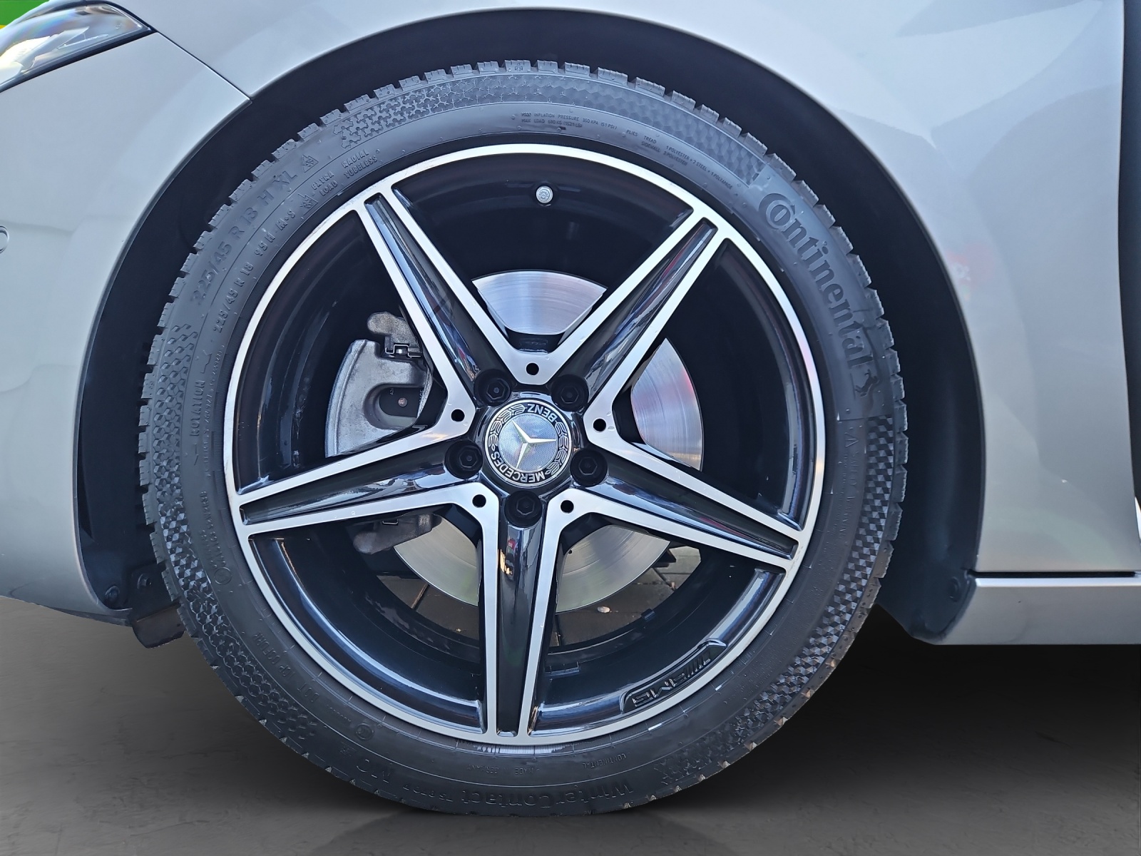 MERCEDES-BENZ A 250 4Matic Progressive 7G-DCT-image-11