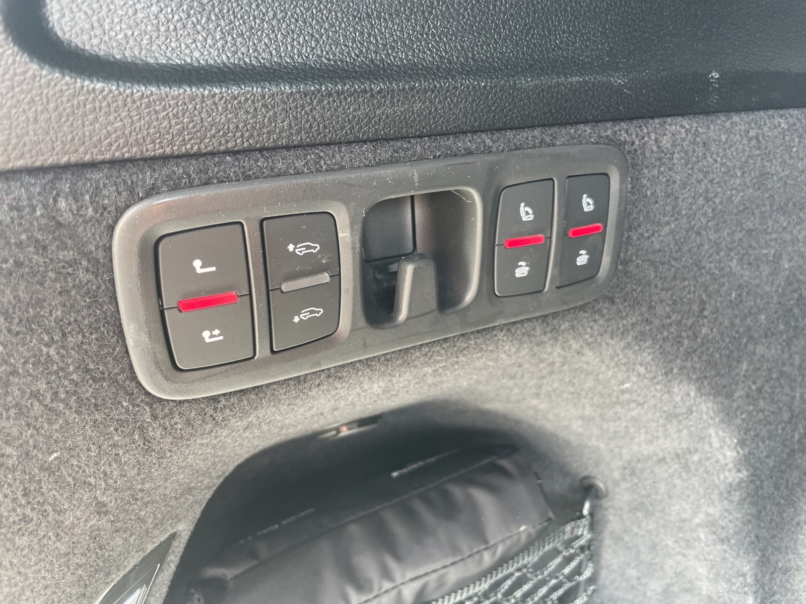 AUDI Q7 50 TDI quattro S Line tiptronic-image-13
