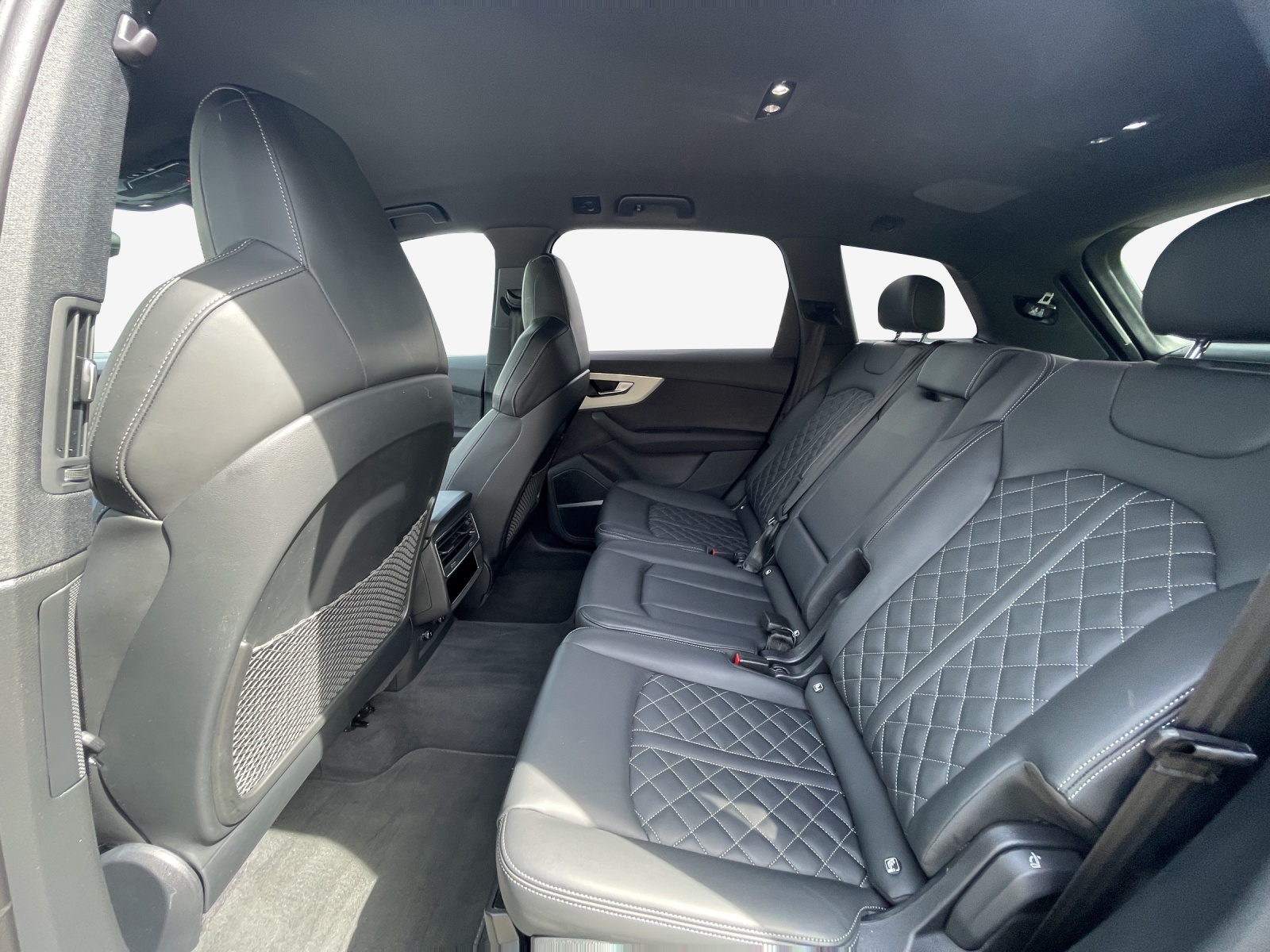 AUDI Q7 50 TDI quattro S Line tiptronic-image-11