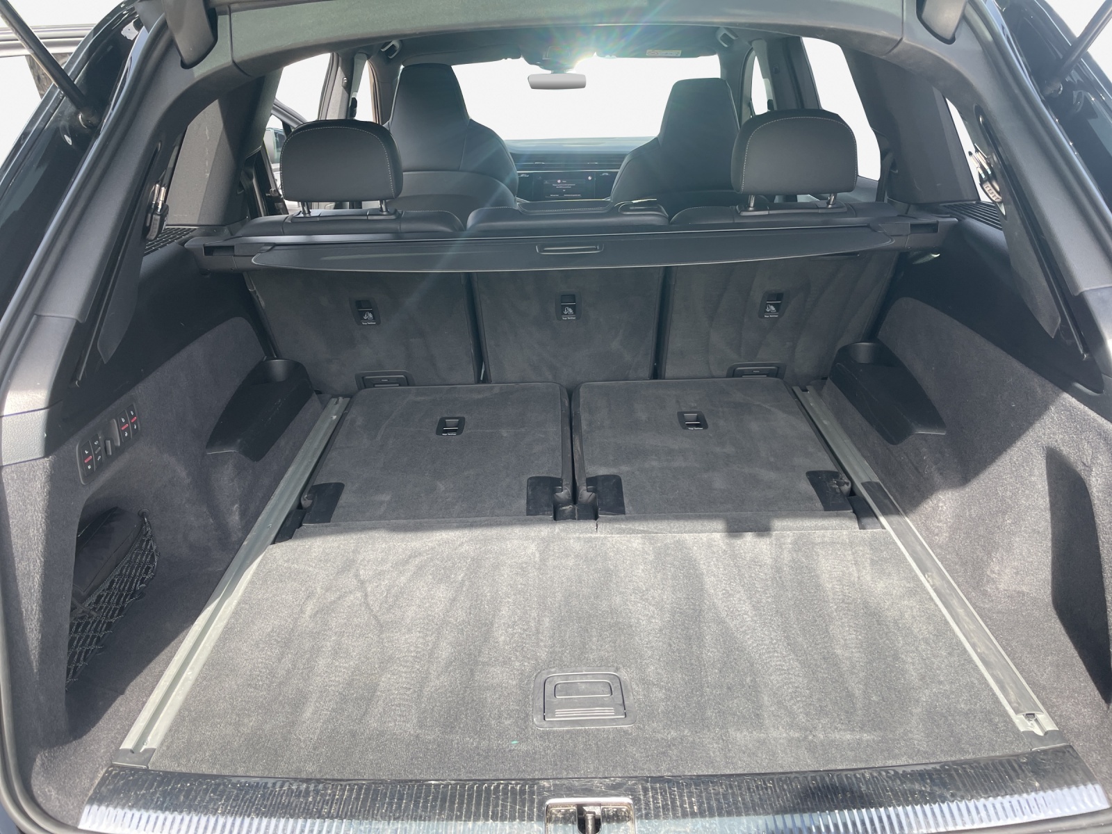 AUDI Q7 50 TDI quattro S Line tiptronic-image-12