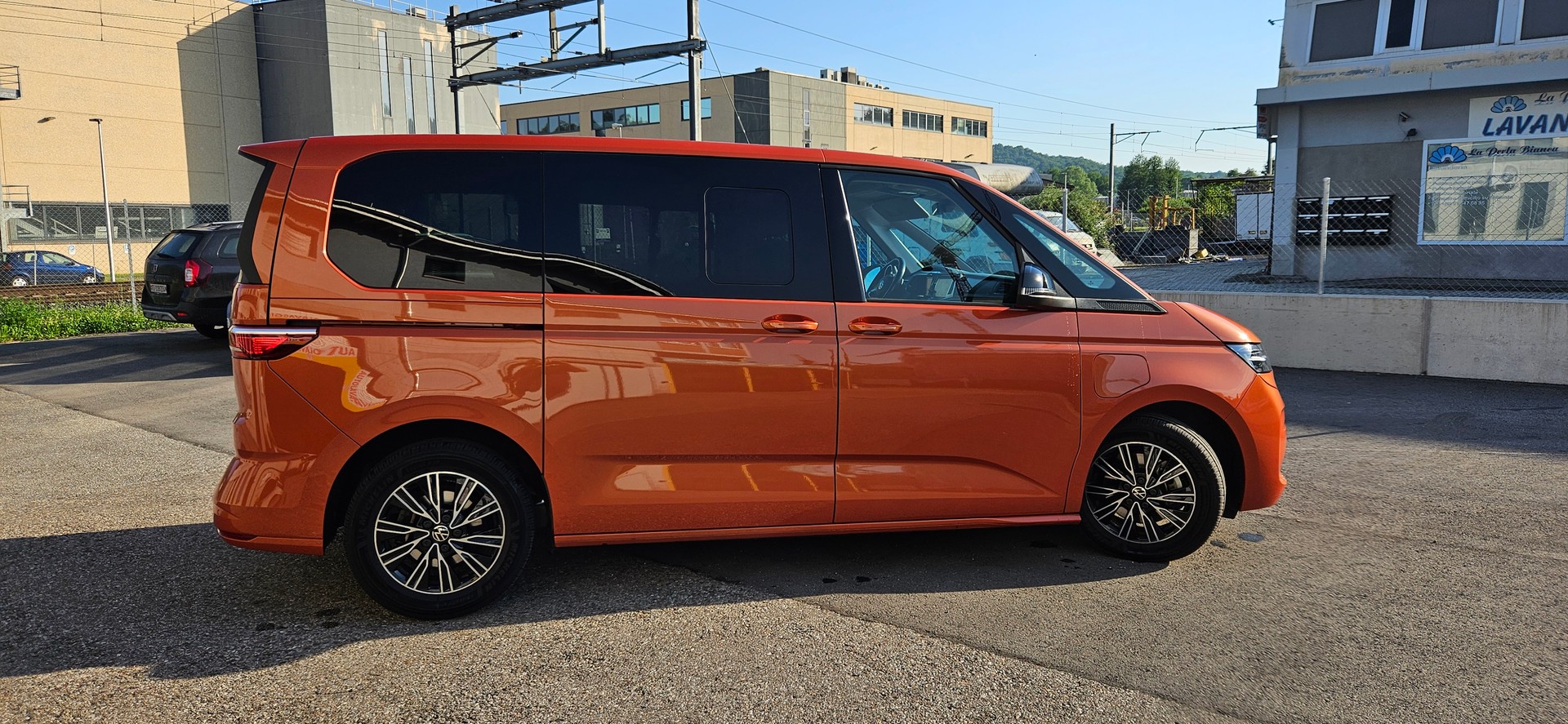 VW 1.4 eHybrid Liberty DSG-image-1