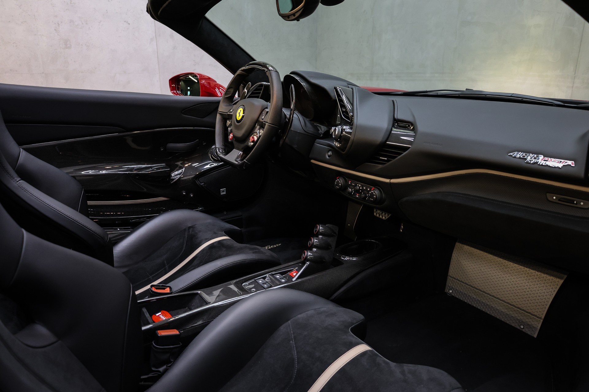 FERRARI 488 Pista Spider-image-45