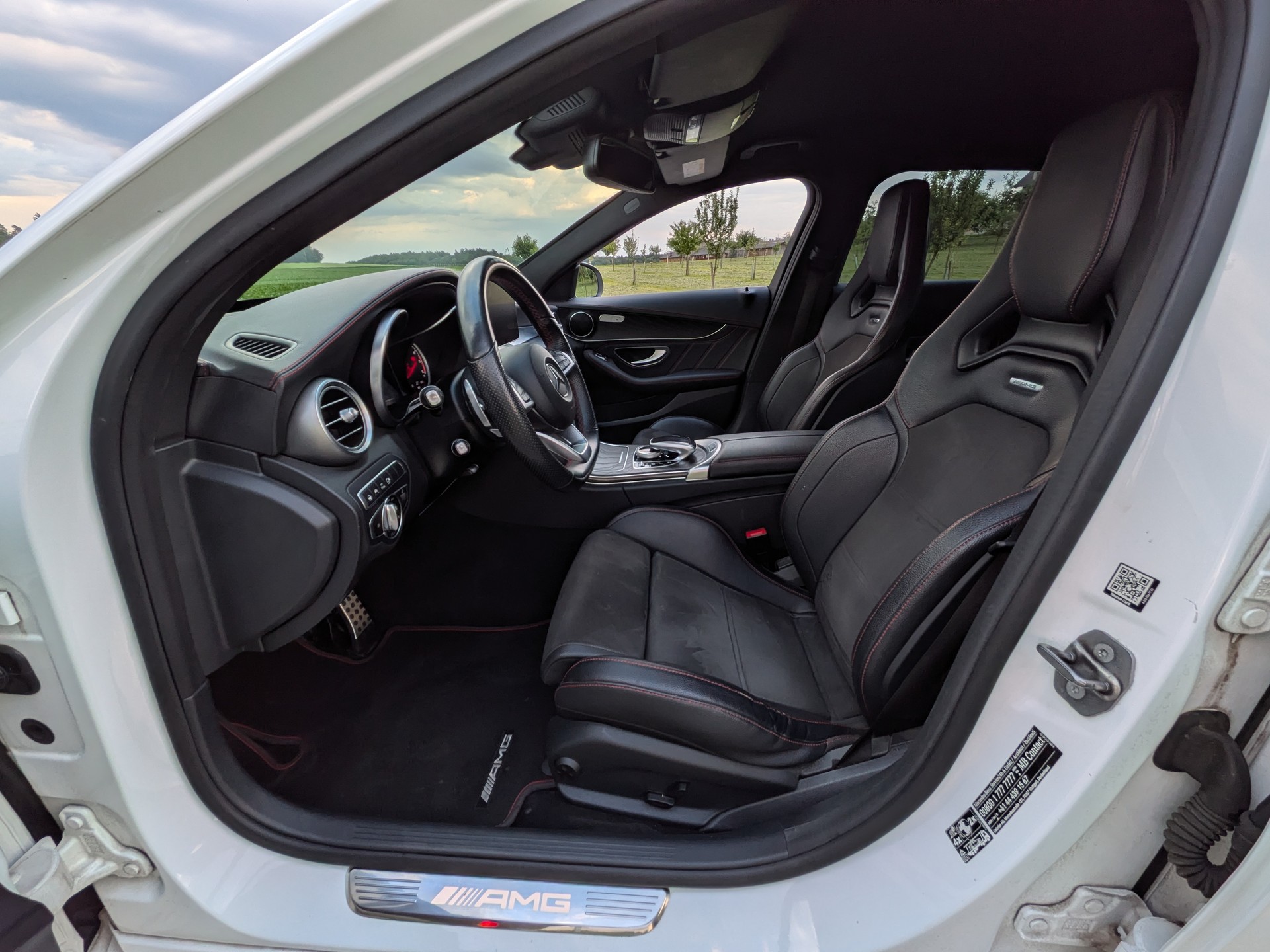 MERCEDES-BENZ C 43 AMG 4Matic 9G-Tronic-image-15