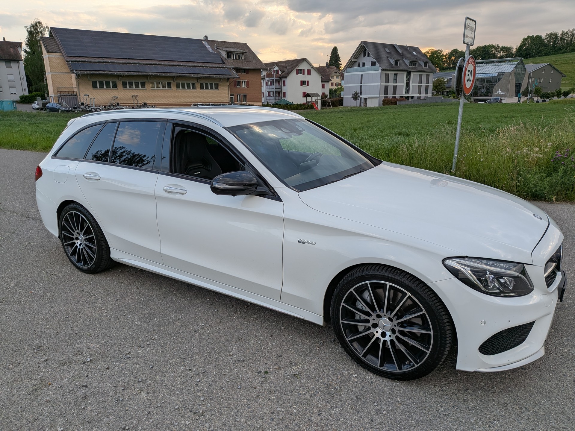 MERCEDES-BENZ C 43 AMG 4Matic 9G-Tronic-image-7