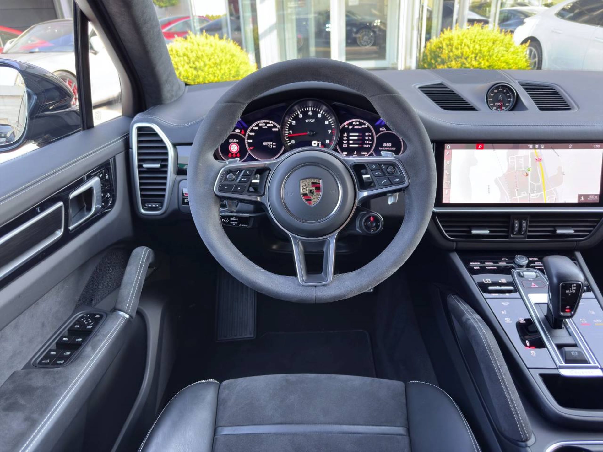 PORSCHE Cayenne GTS-image-4
