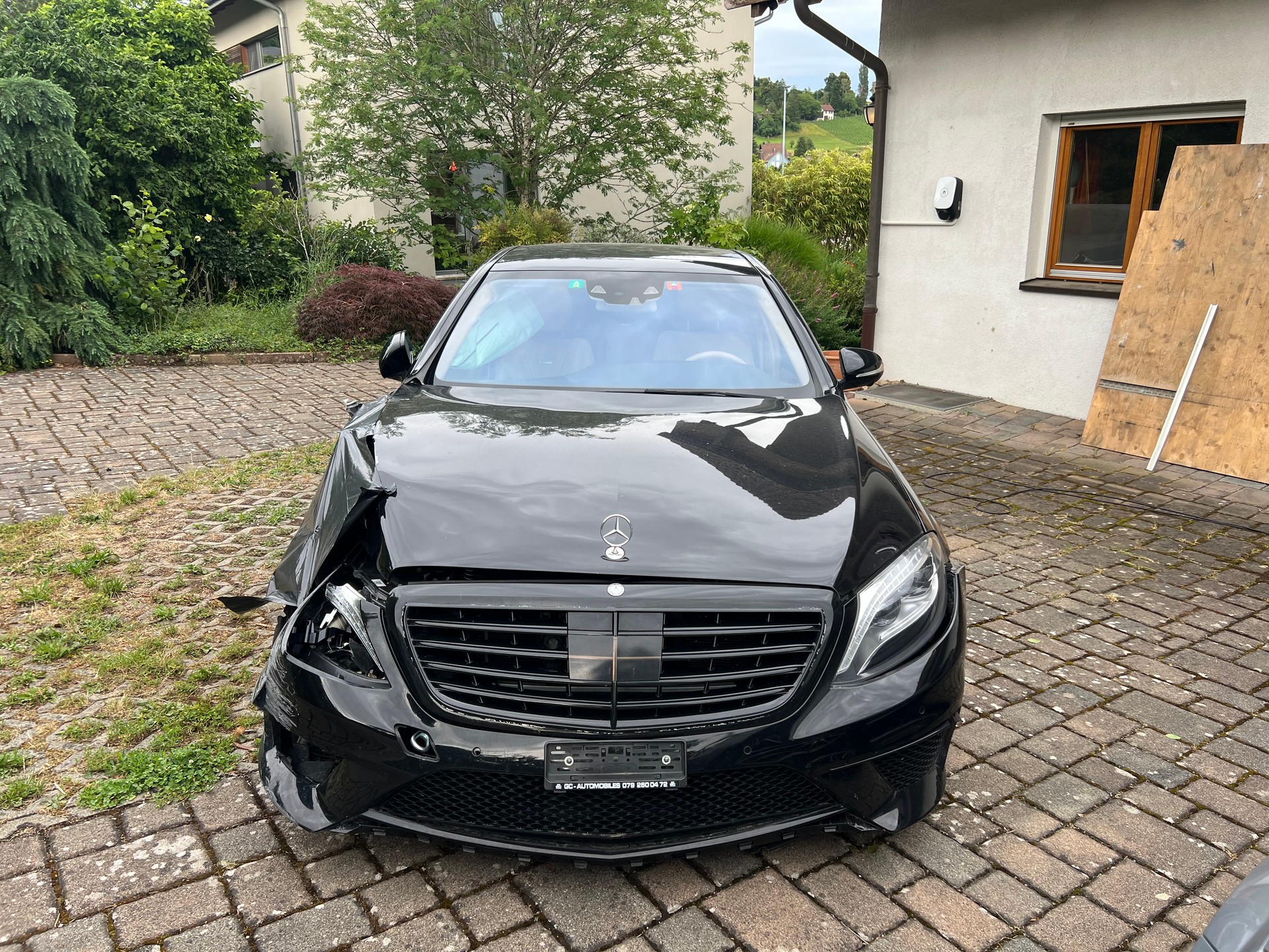 MERCEDES-BENZ S 63 V8 AMG 4matic lang-image-0