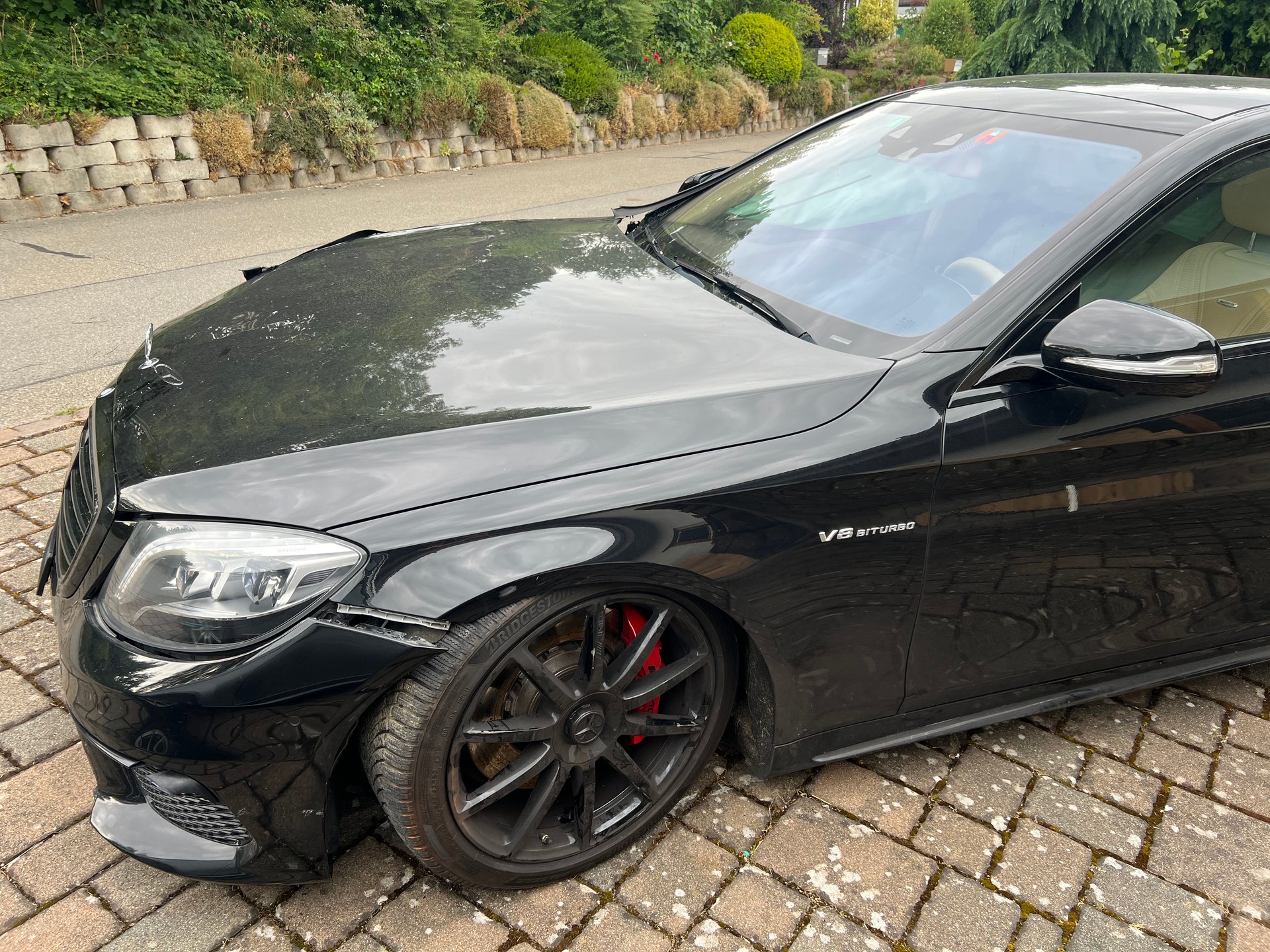MERCEDES-BENZ S 63 V8 AMG 4matic lang-image-1