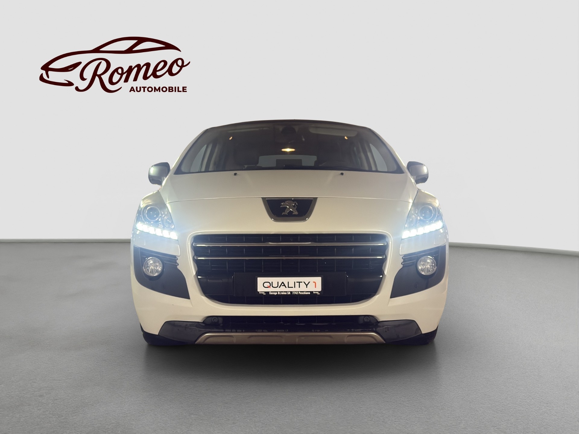 PEUGEOT 3008 HYbrid4 2.0 HDI EGS6 4x4 ** Frisch ab MFK und Service ** Voll-Leder **-image-6