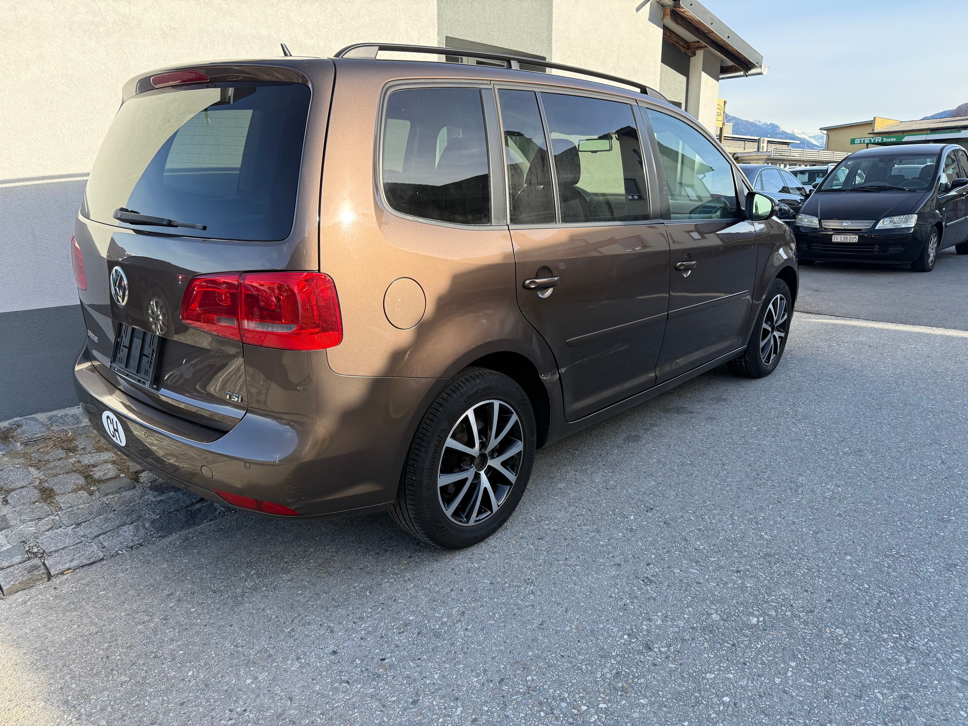 VW Touran 1.4 TSI Trendline DSG-image-8