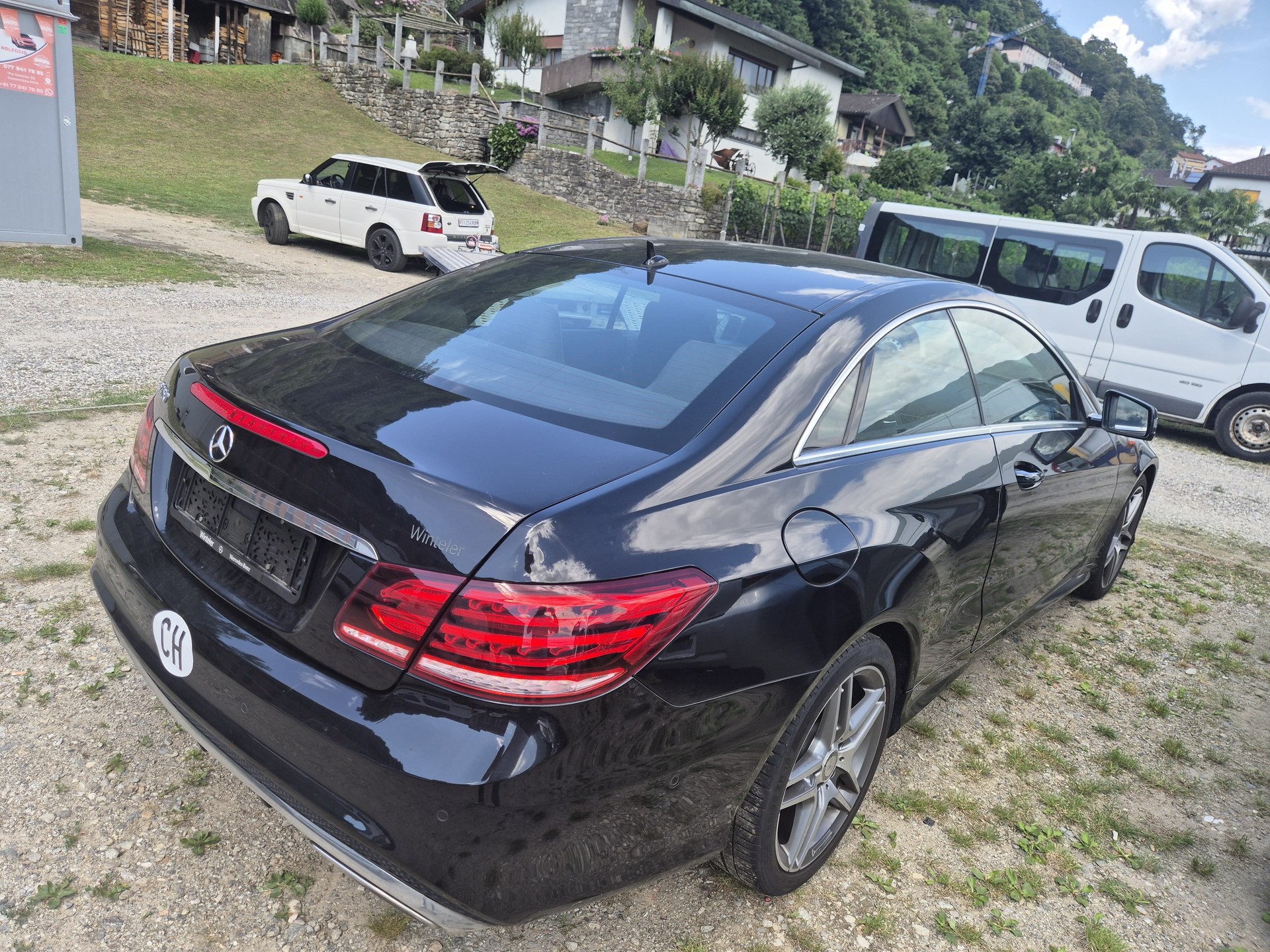 MERCEDES-BENZ E 250 7G-Tronic-image-2