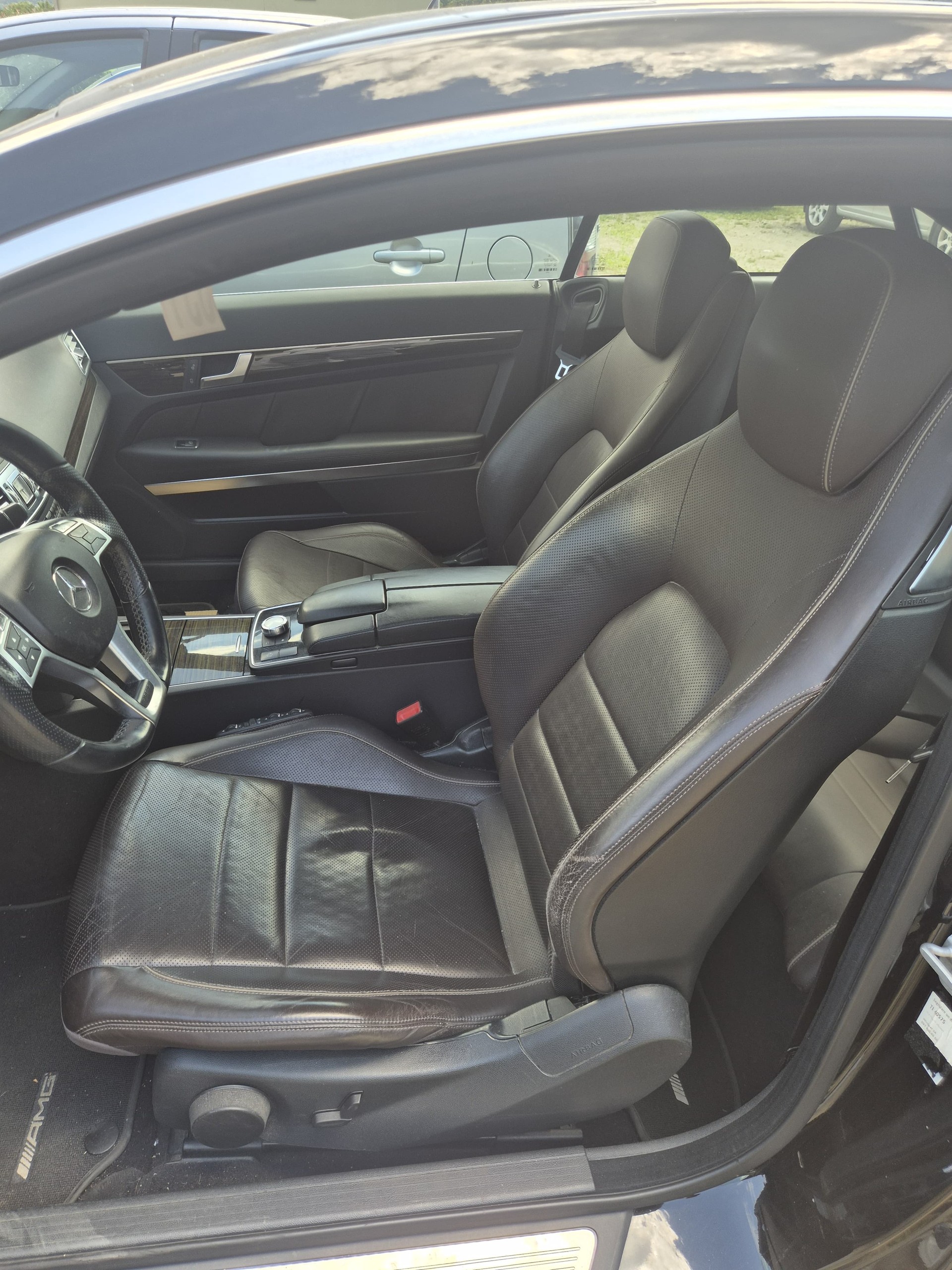 MERCEDES-BENZ E 250 7G-Tronic-image-4