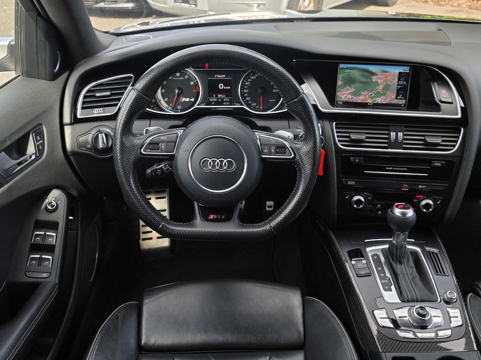 AUDI RS4 Avant 4.2 FSI V8 Quattro S-tronic * CH-Fahrzeug *-image-17