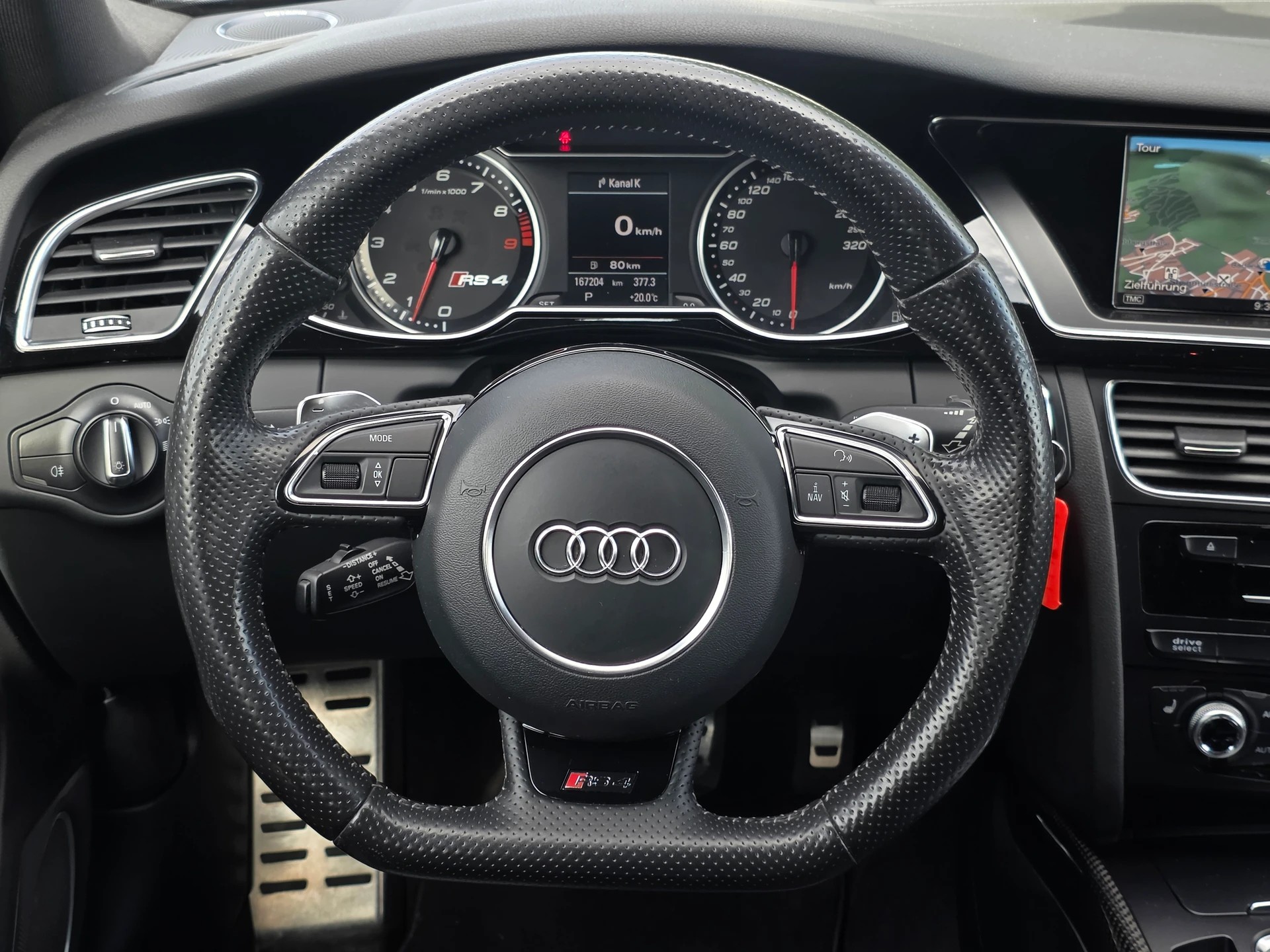 AUDI RS4 Avant 4.2 FSI V8 Quattro S-tronic * CH-Fahrzeug *-image-19