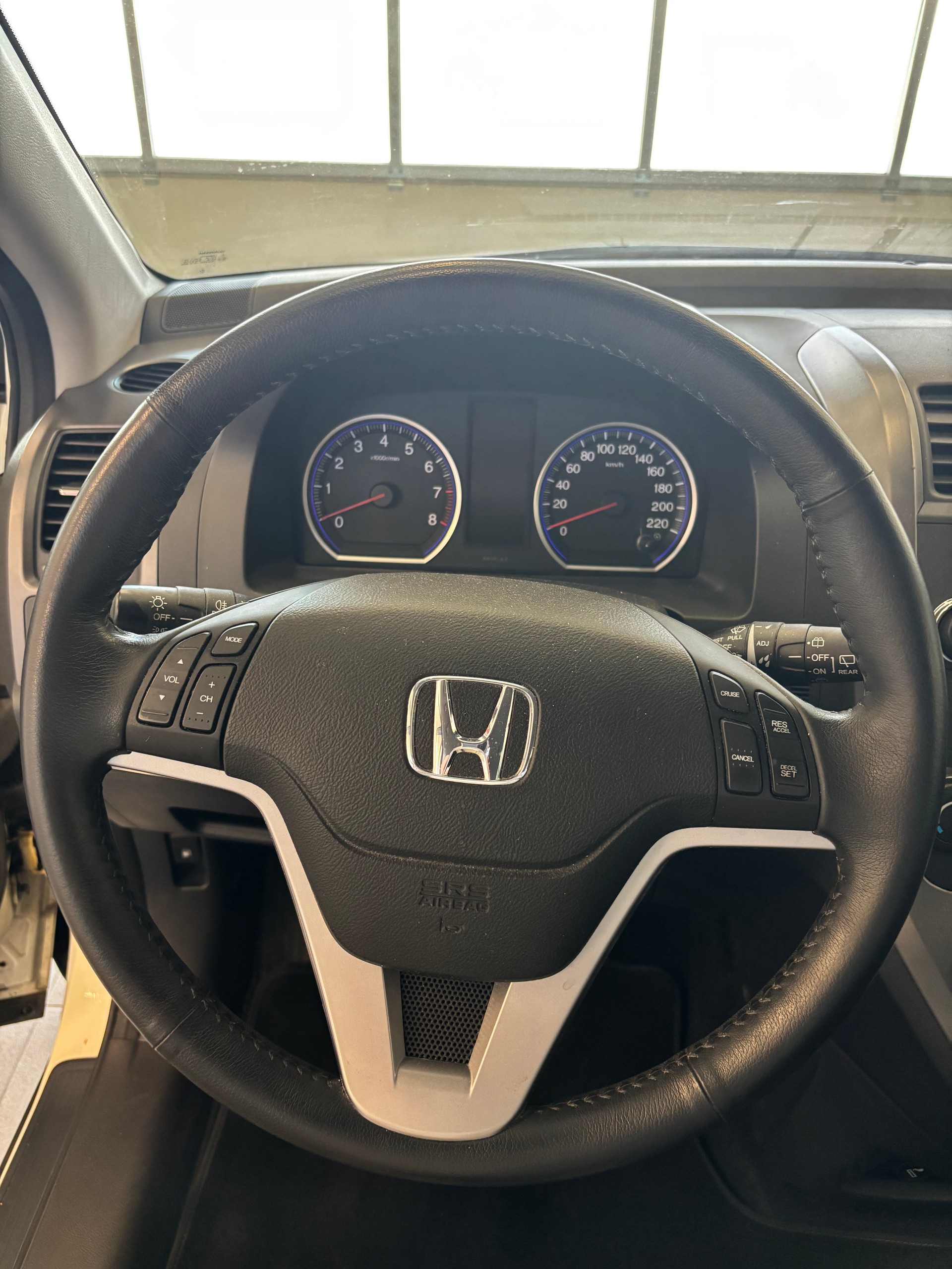 HONDA CR-V 2.0 4WD Elegance-image-8
