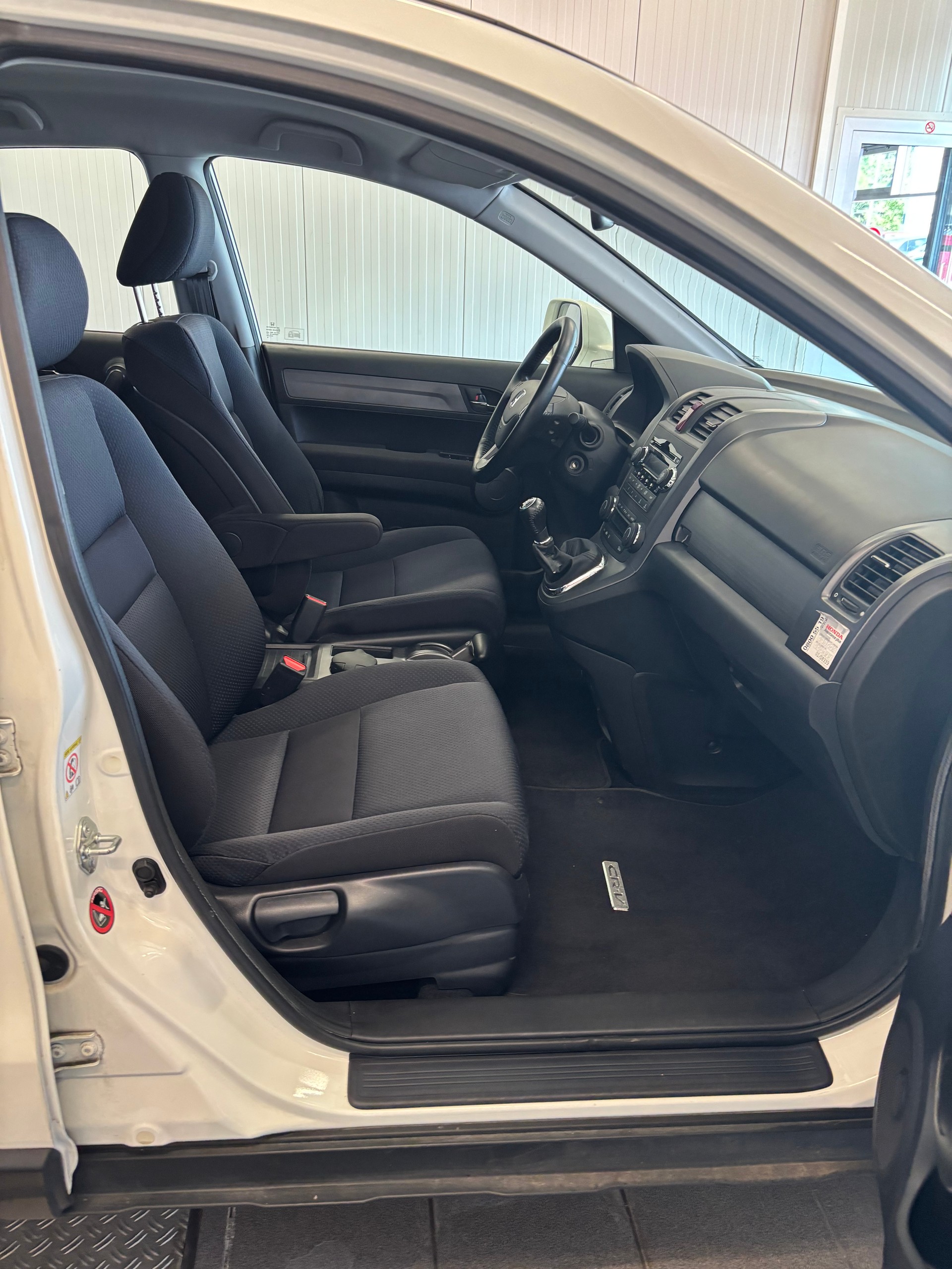 HONDA CR-V 2.0 4WD Elegance-image-11