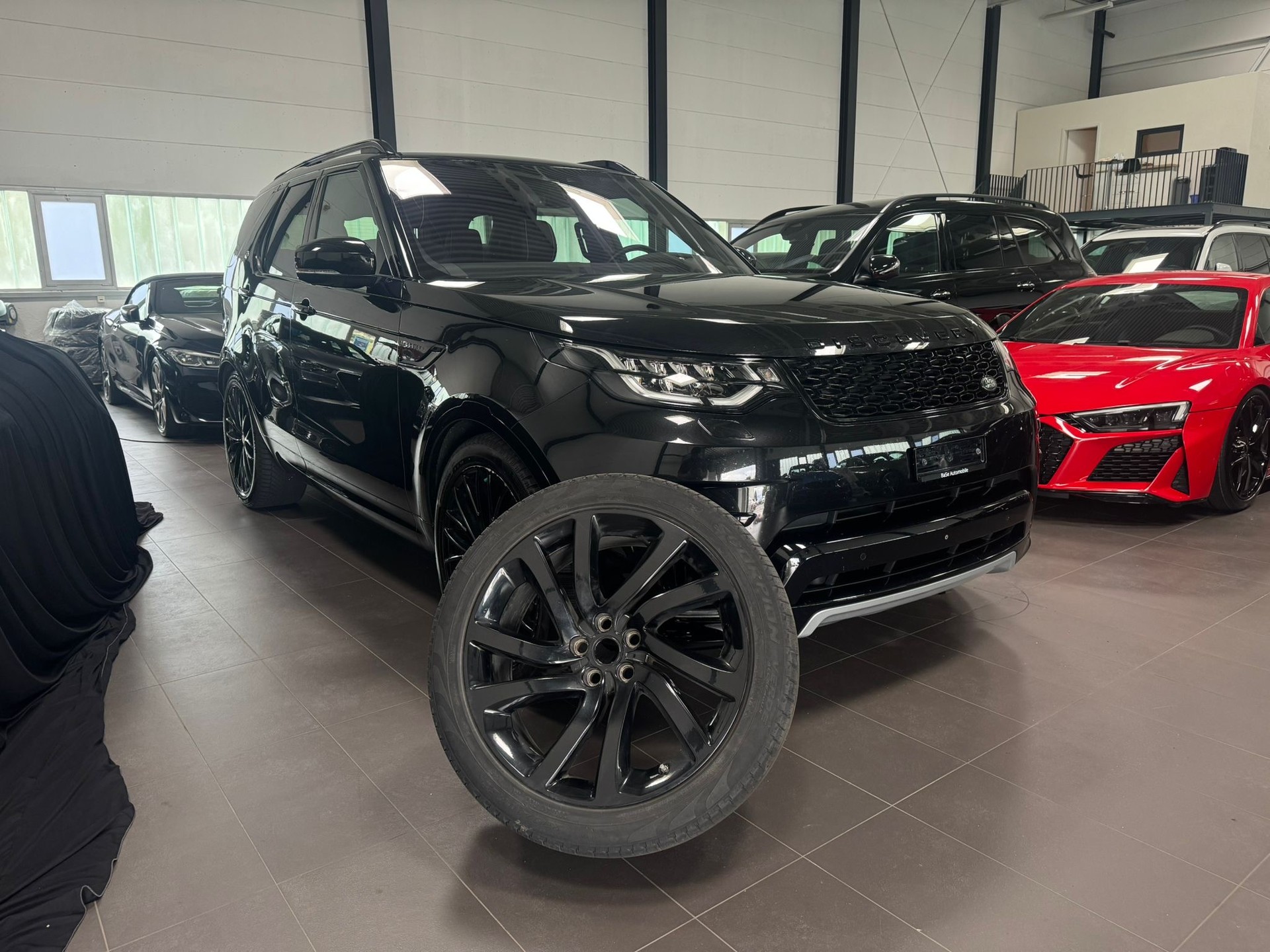 LAND ROVER Discovery 3.0 SDV6 HSE Automatic 7 Plätze-image-30