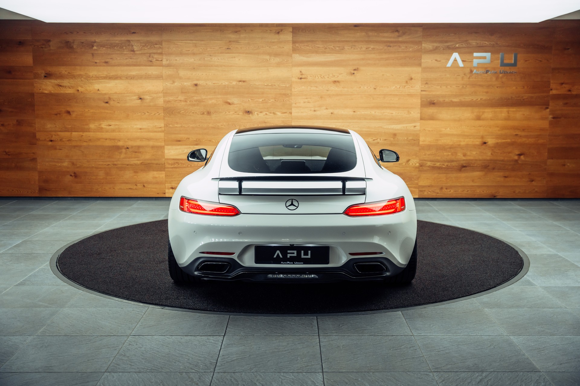 MERCEDES-BENZ AMG GT S Speedshift DCT-image-17