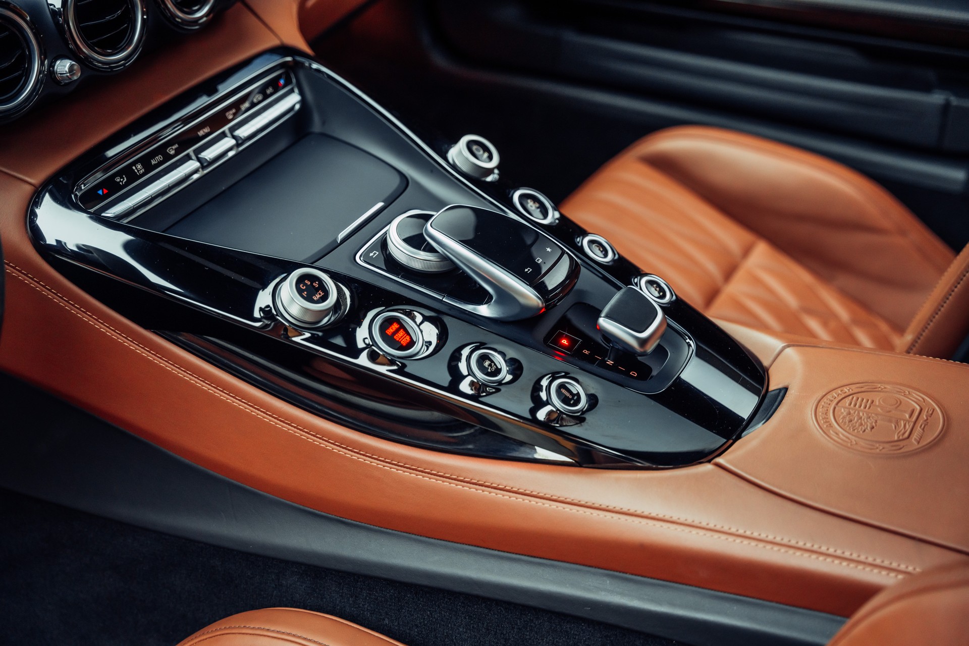 MERCEDES-BENZ AMG GT S Speedshift DCT-image-13