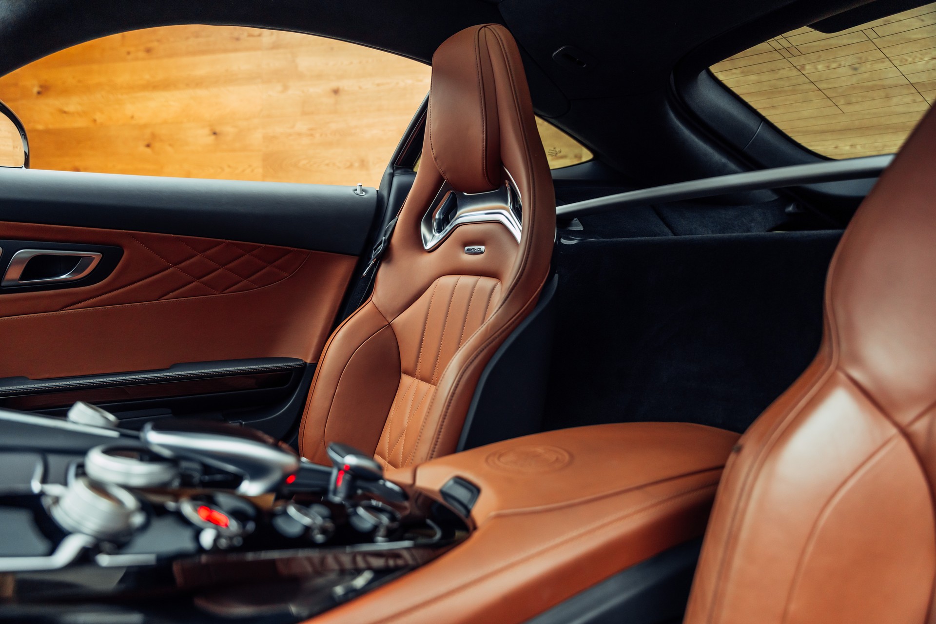 MERCEDES-BENZ AMG GT S Speedshift DCT-image-7