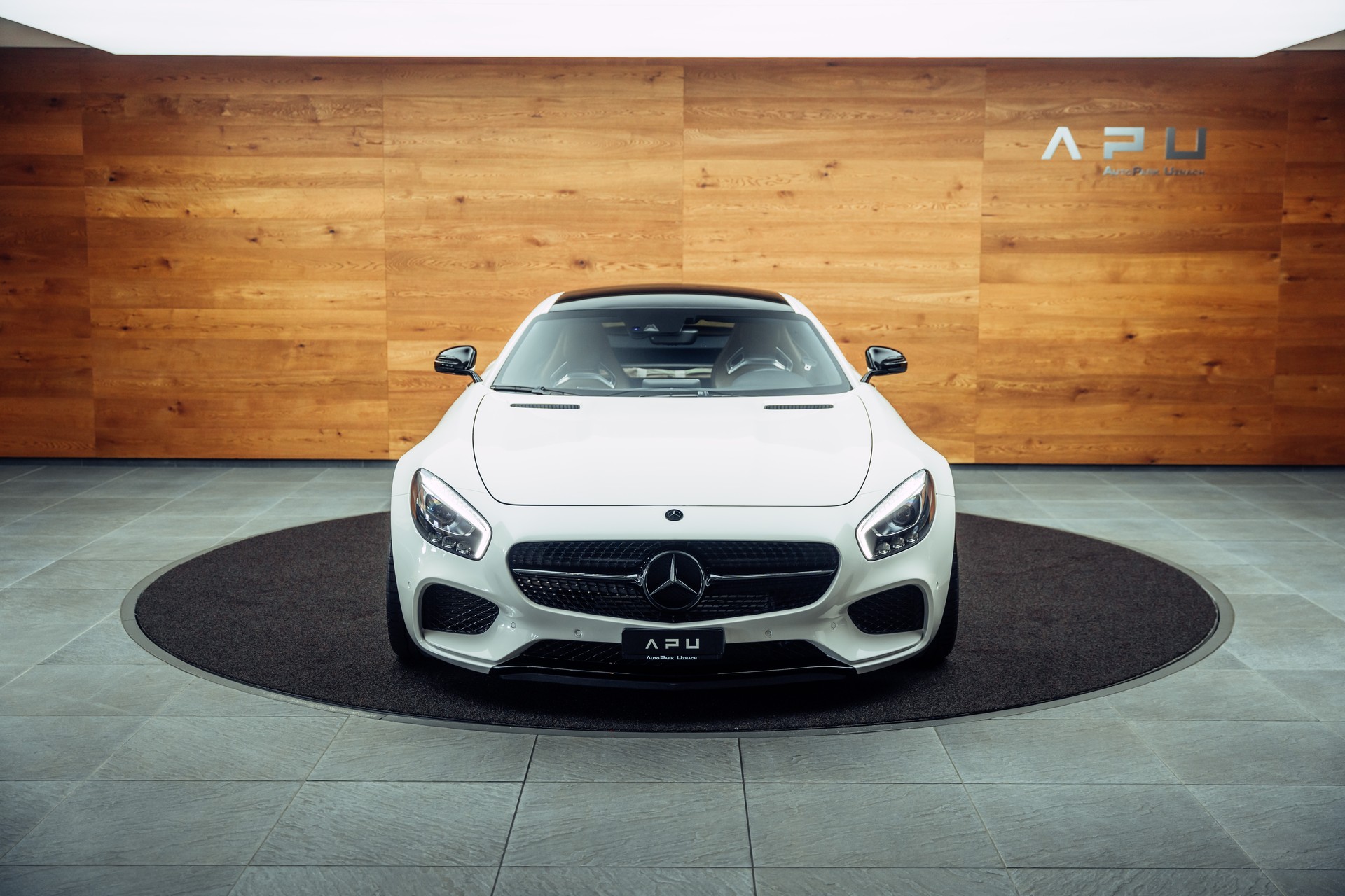 MERCEDES-BENZ AMG GT S Speedshift DCT-image-18