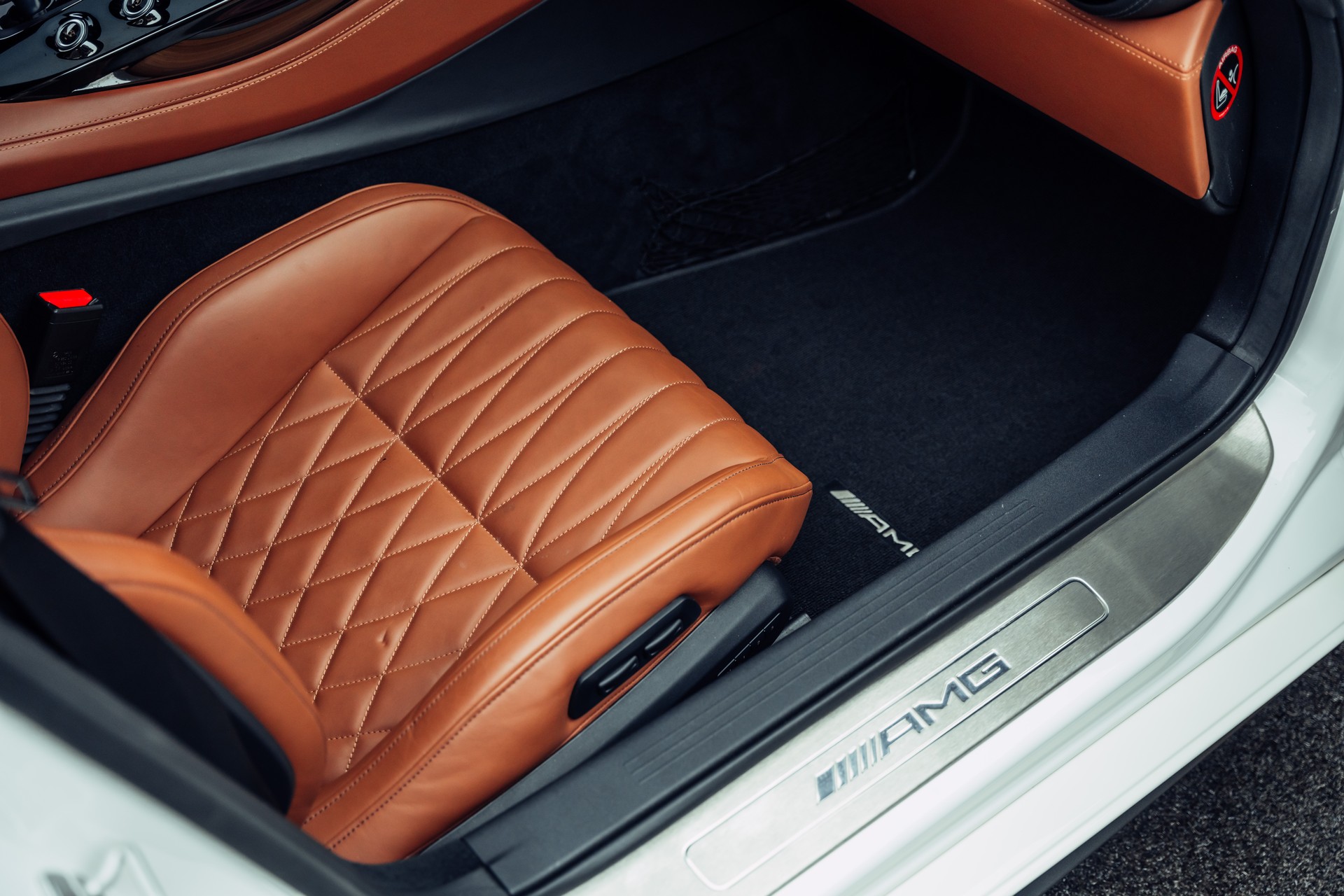MERCEDES-BENZ AMG GT S Speedshift DCT-image-15